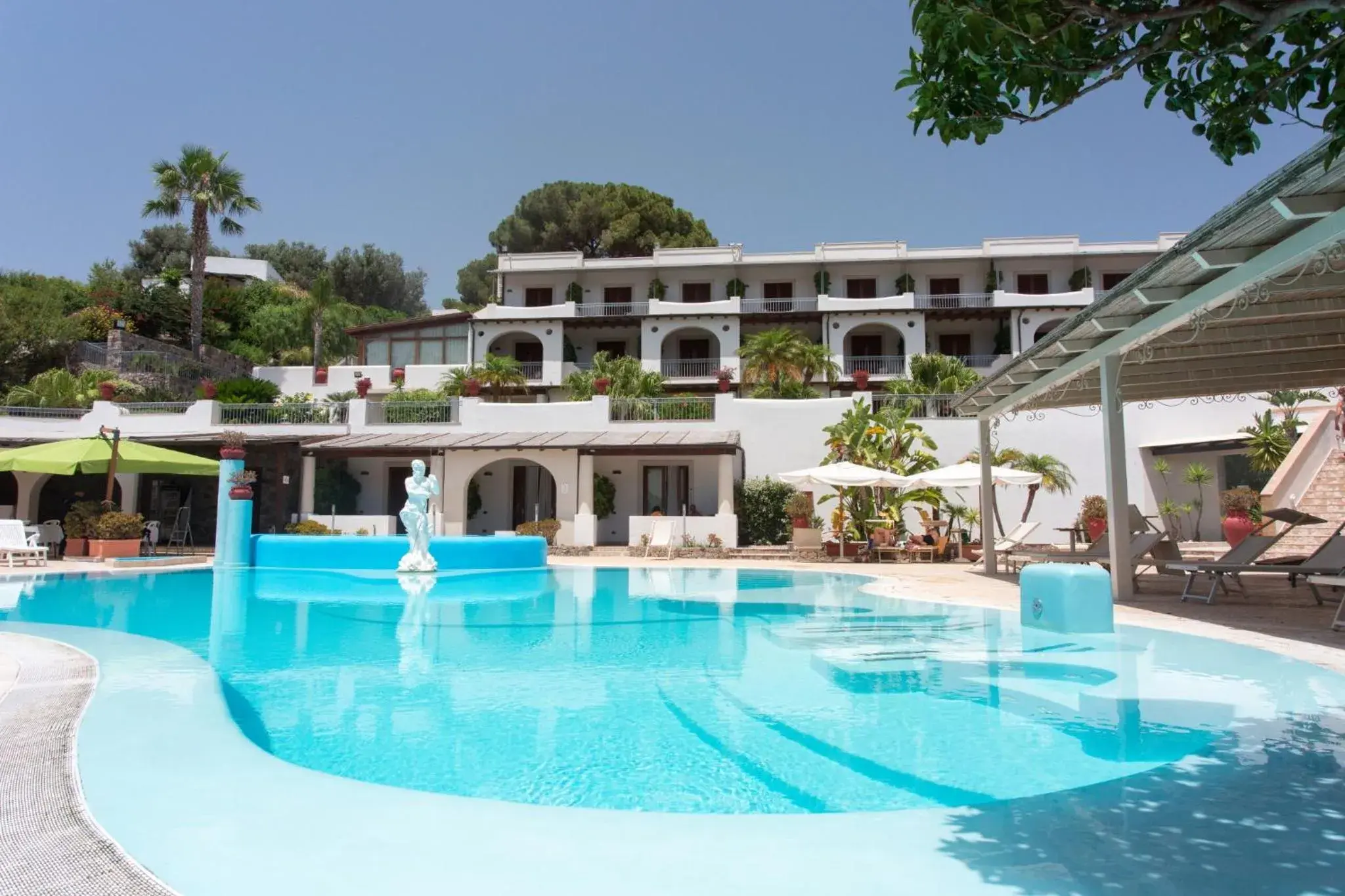 Swimming pool, Property Building in Hotel Tritone Lipari