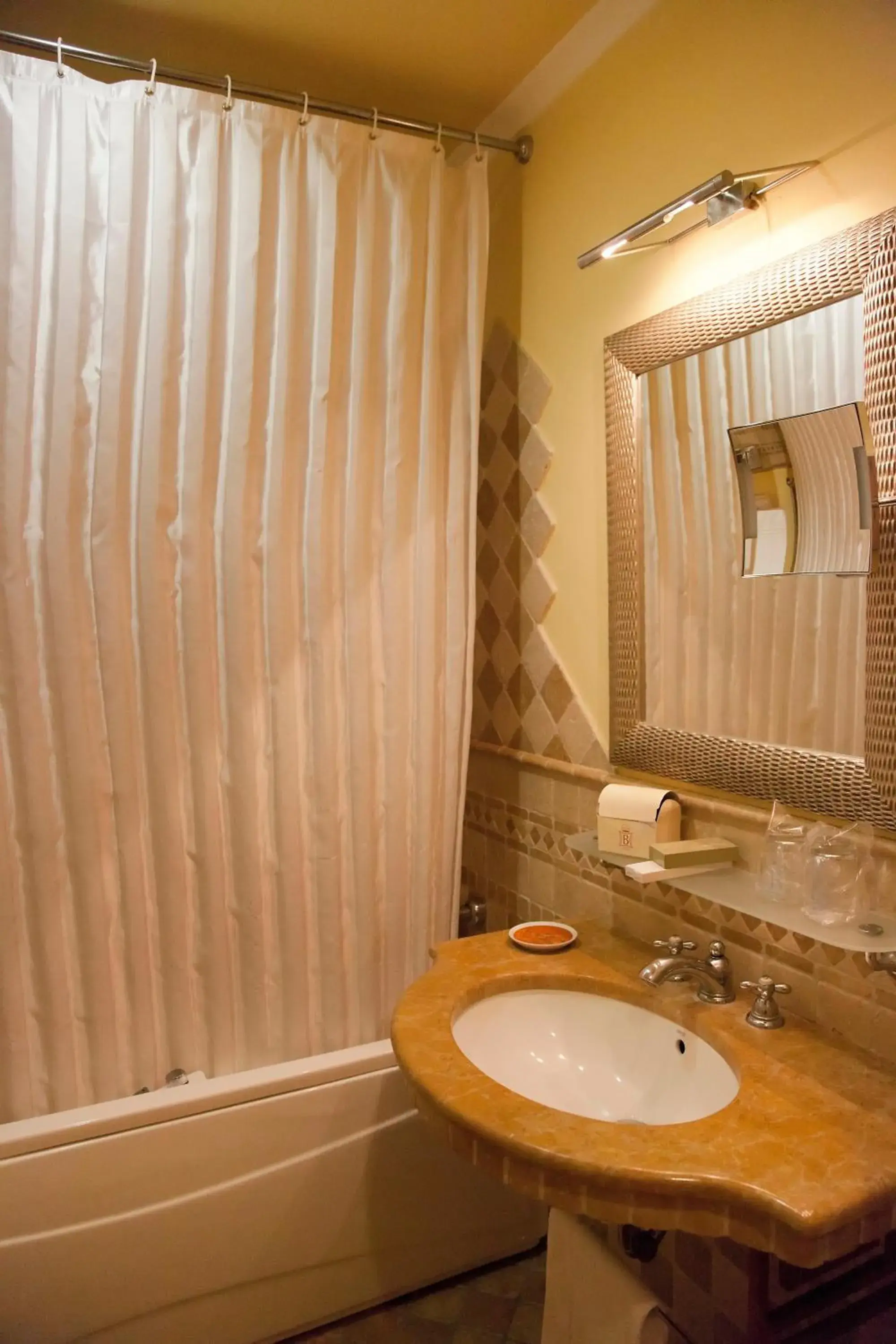 Bathroom in Hotel Tritone Lipari