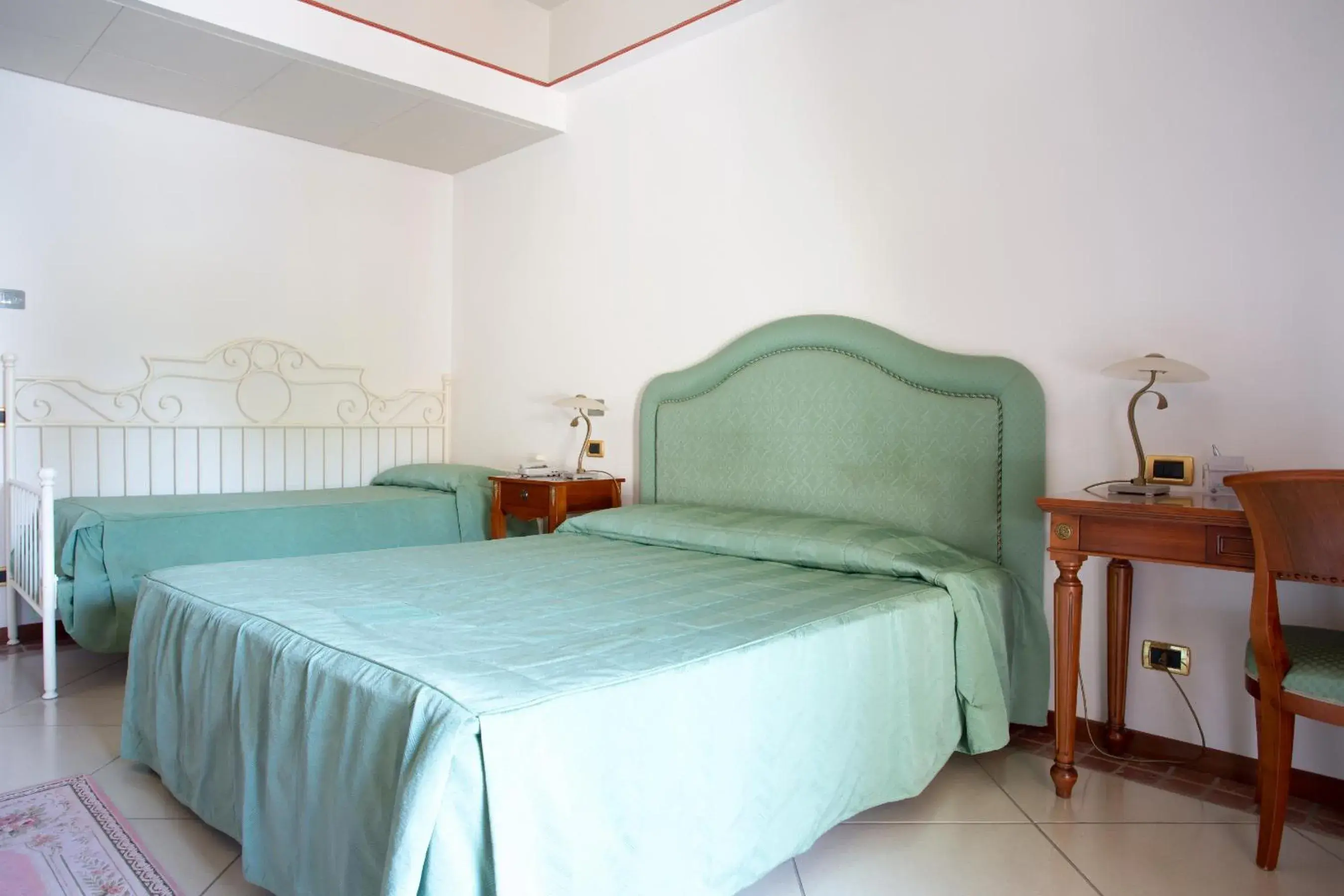 Bedroom, Bed in Hotel Tritone Lipari