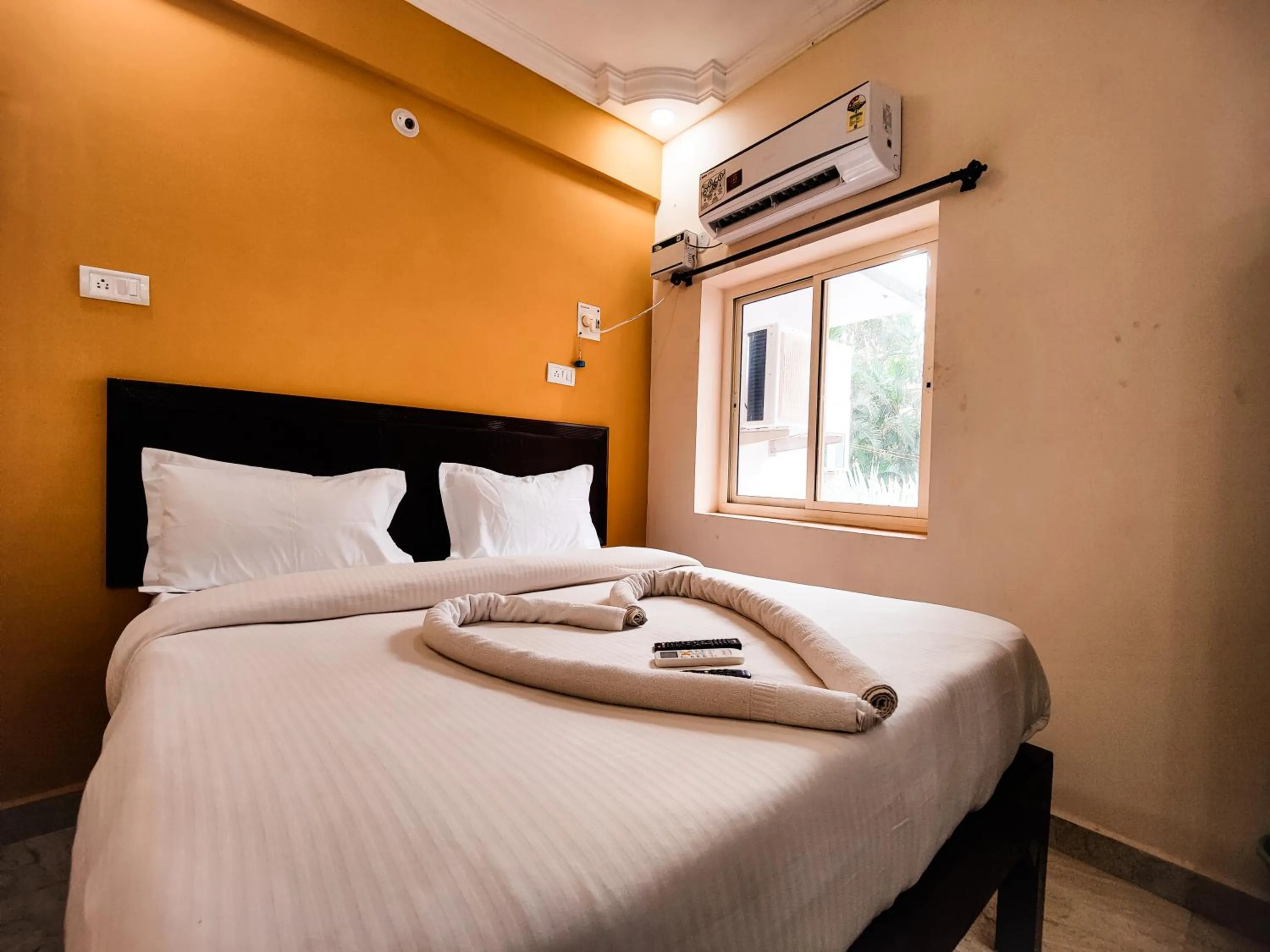 Bedroom in Hotel Candolim Aloft