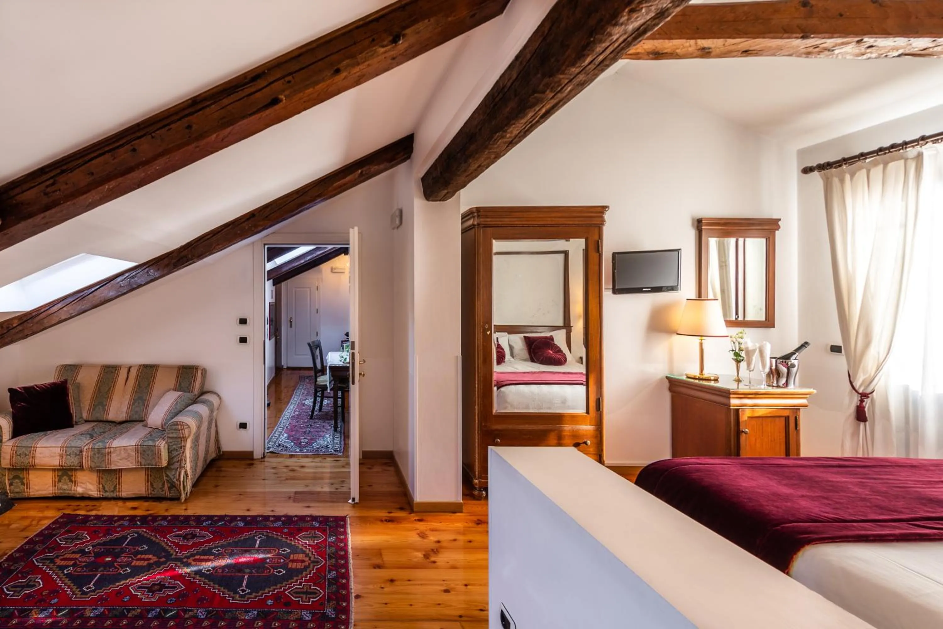 Decorative detail, Bed in A Tribute To Music Residenza