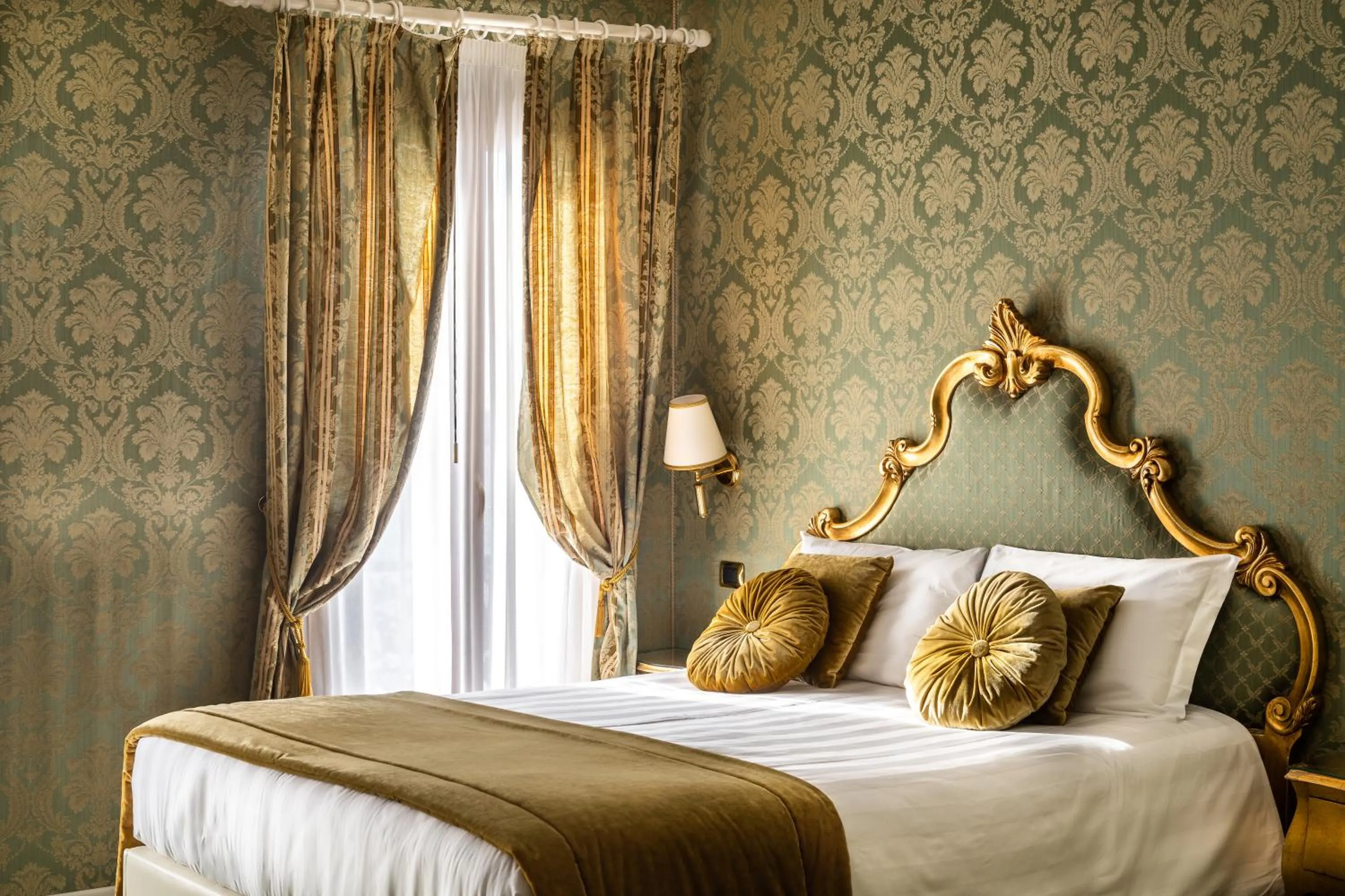 Decorative detail, Bed in A Tribute To Music Residenza