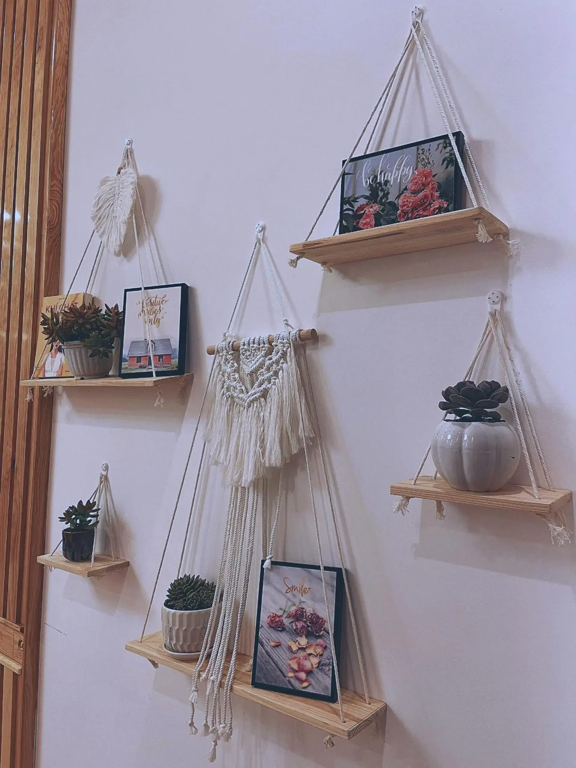 Property building in Moc Nhien Hostel Da Lat Property building in Moc Nhien Hostel Da Lat