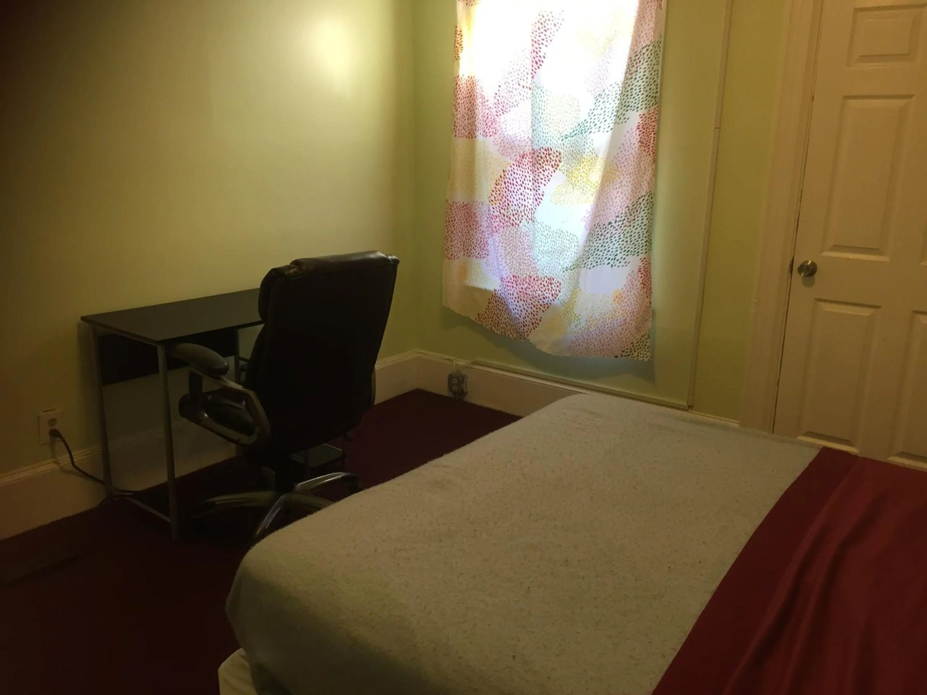 Bed in Washington International Student Center