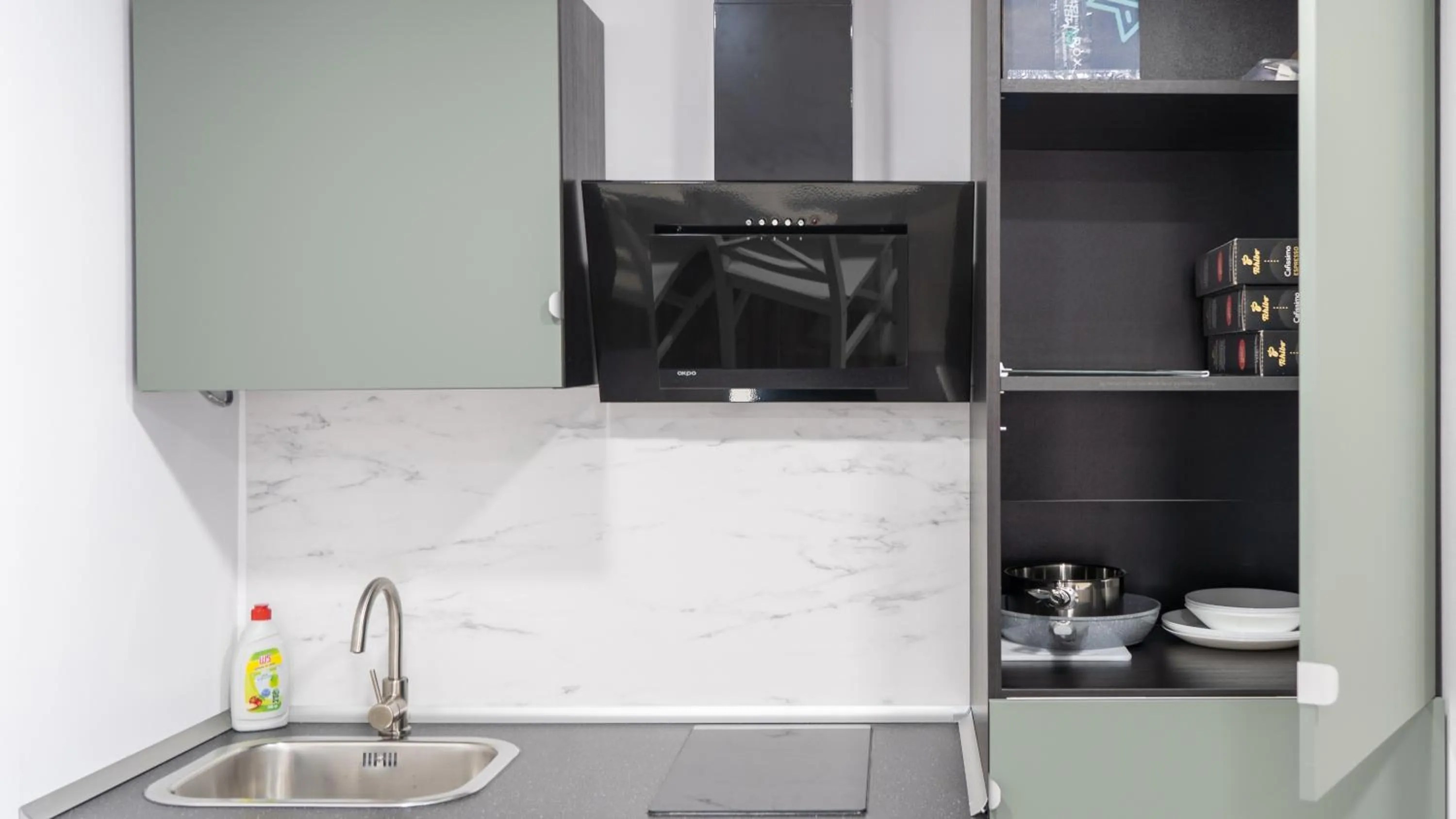 Coffee/tea facilities in Sea View Apartments Olimp - Avenue Hotels