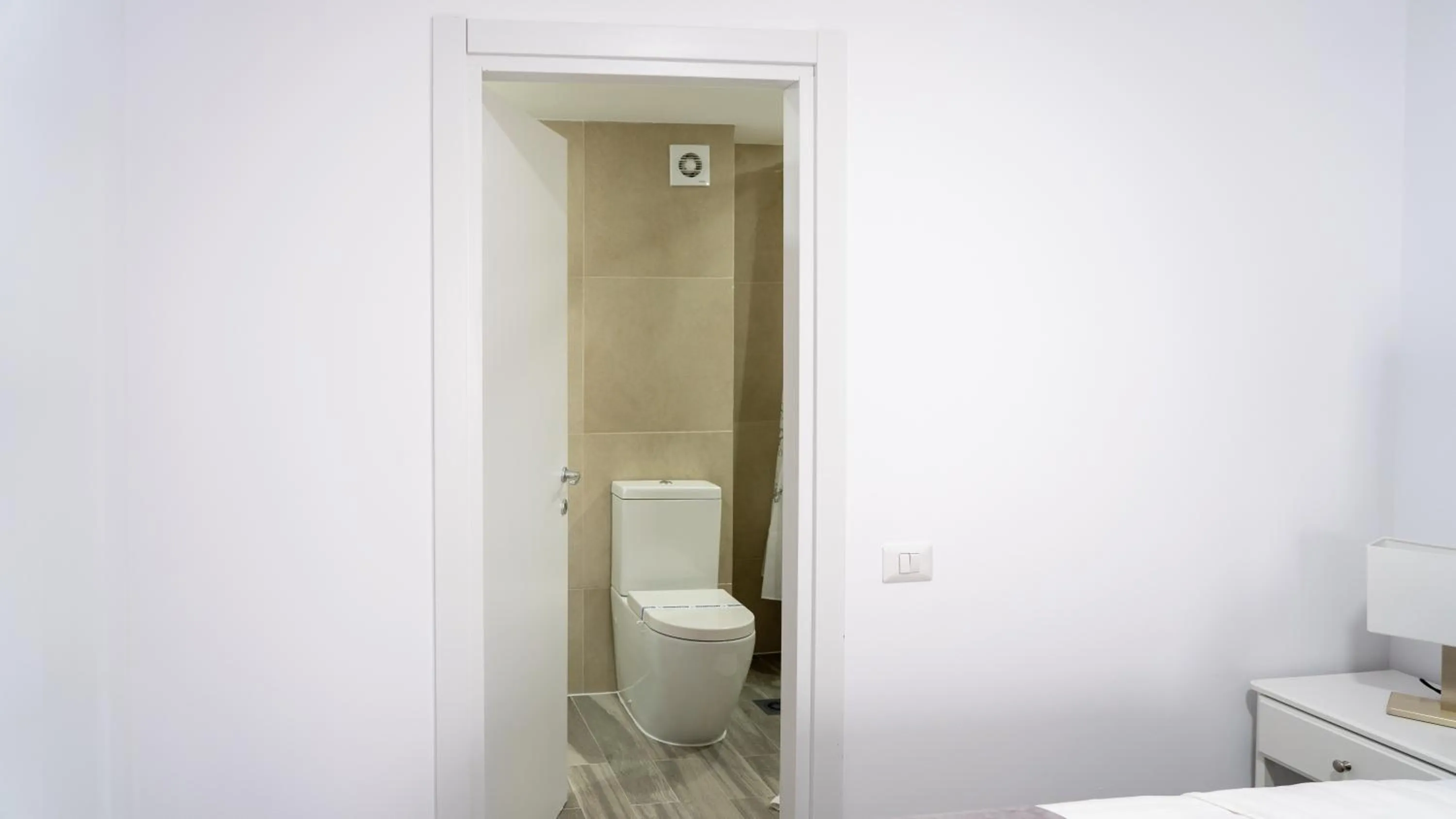 Toilet in Sea View Apartments Olimp - Avenue Hotels