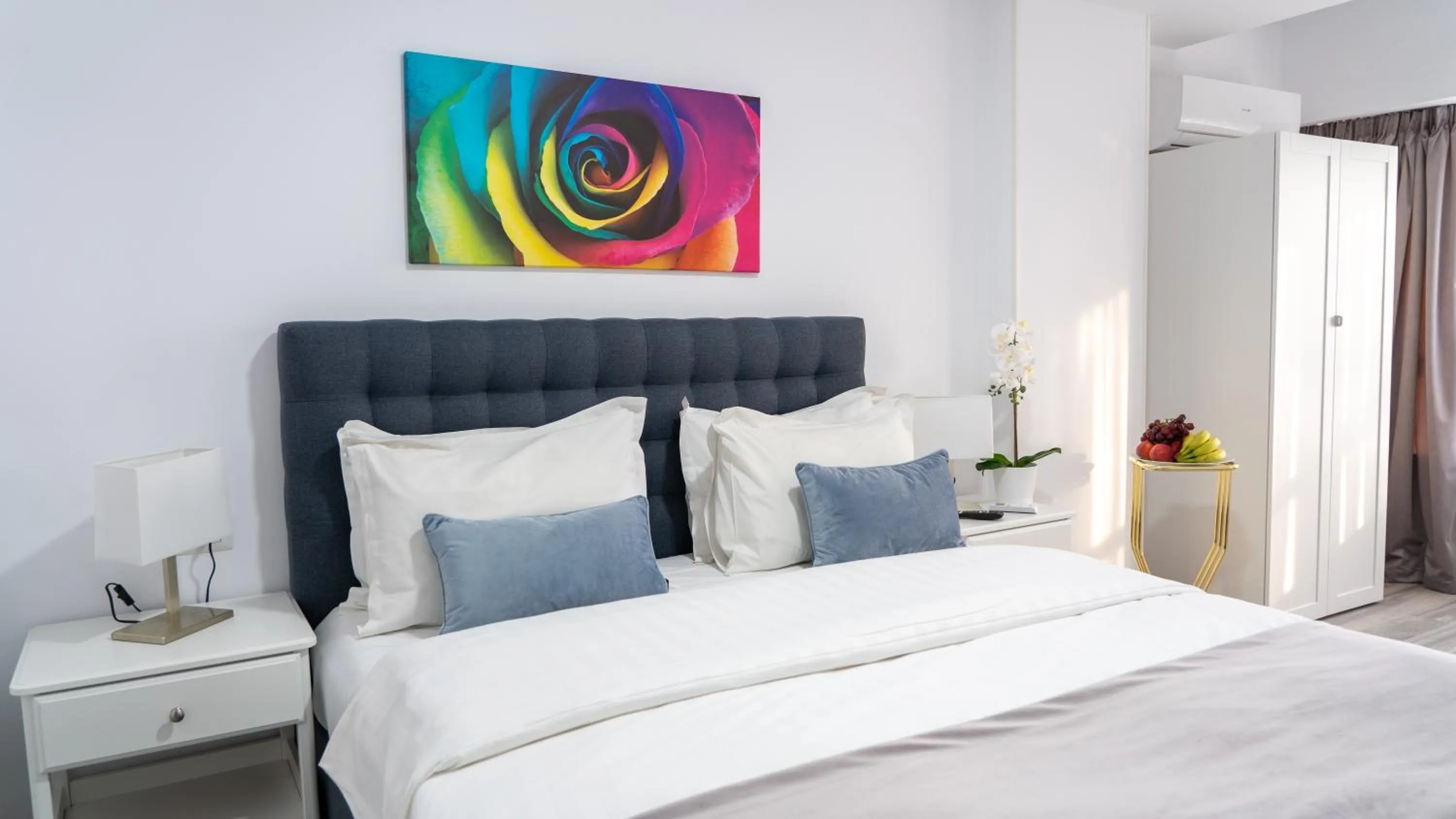 Bed in Sea View Apartments Olimp - Avenue Hotels