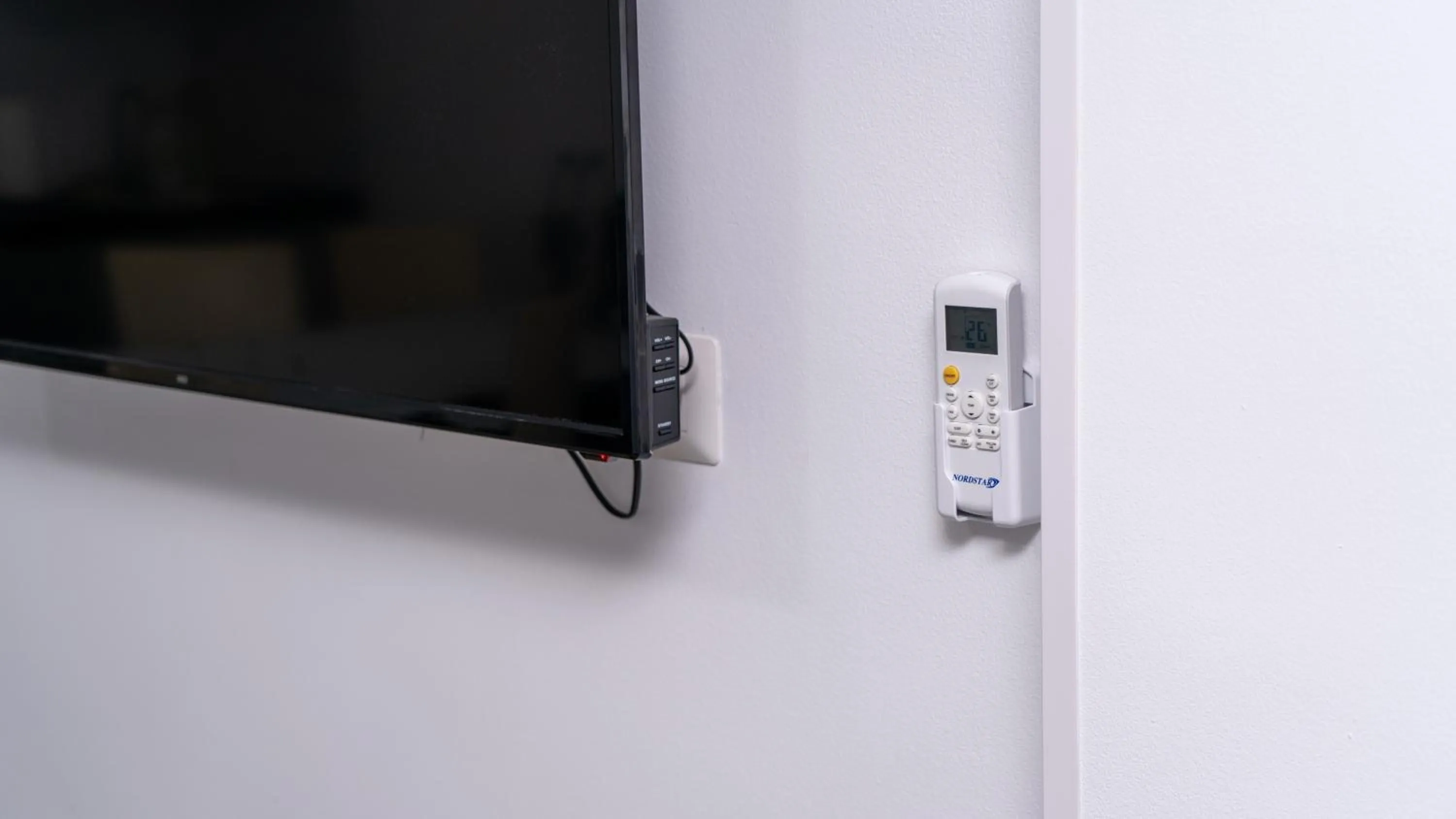 TV and multimedia in Sea View Apartments Olimp - Avenue Hotels