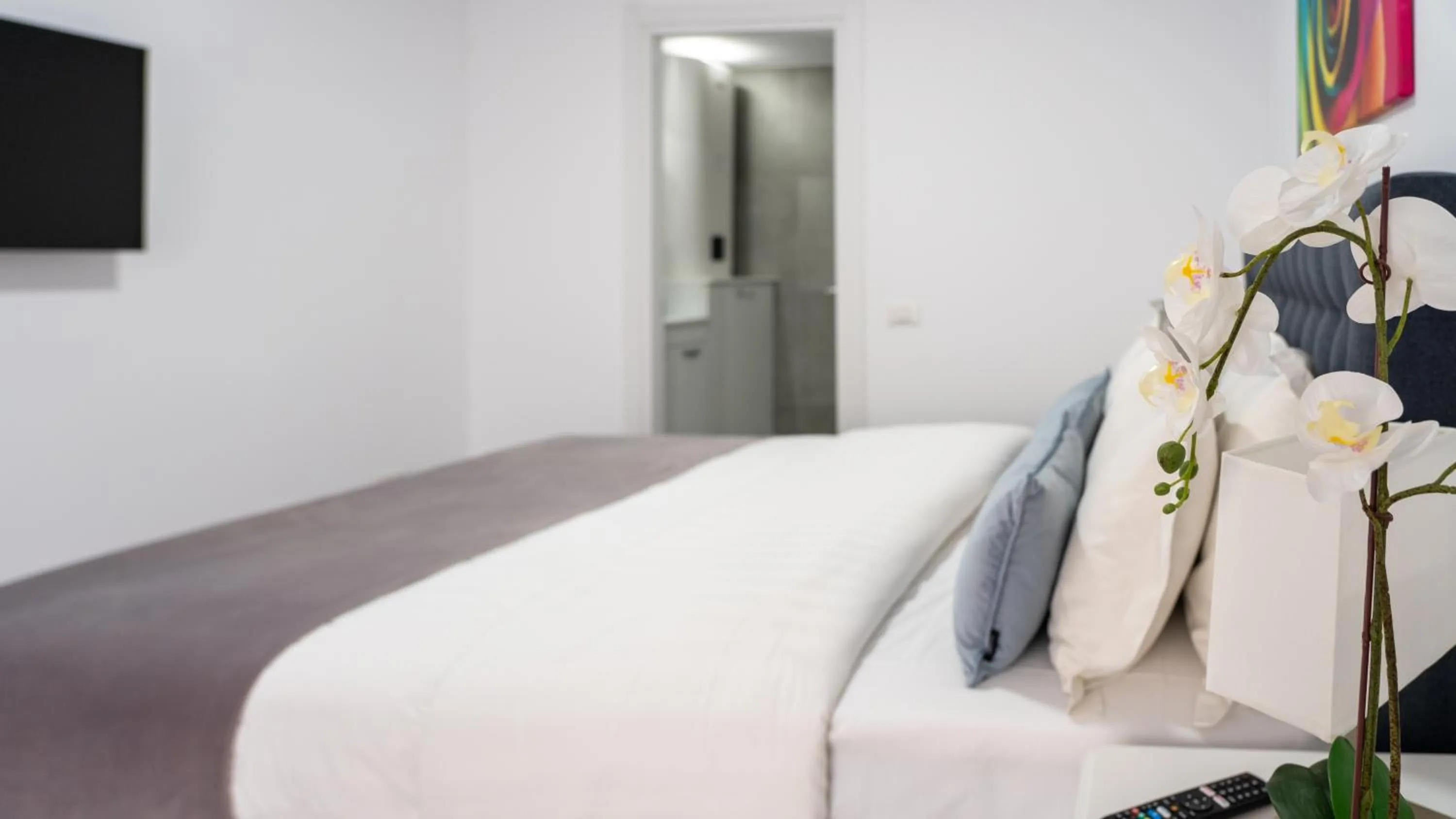 Decorative detail, Bed in Sea View Apartments Olimp - Avenue Hotels