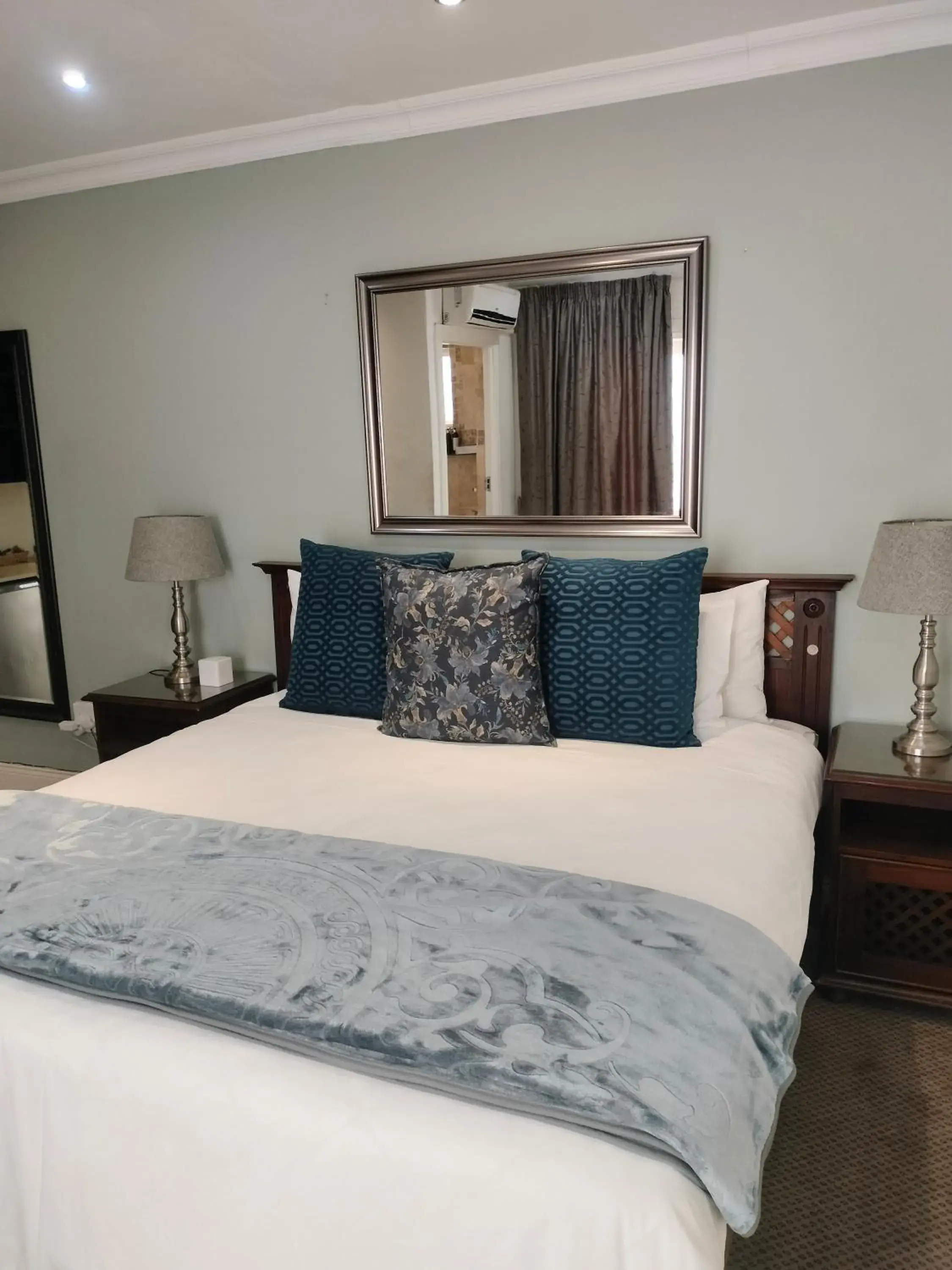 Photo of the whole room, Bed in 131 on Herbert Baker Boutique Hotel Photo of the whole room, Bed in 131 on Herbert Baker Boutique Hotel