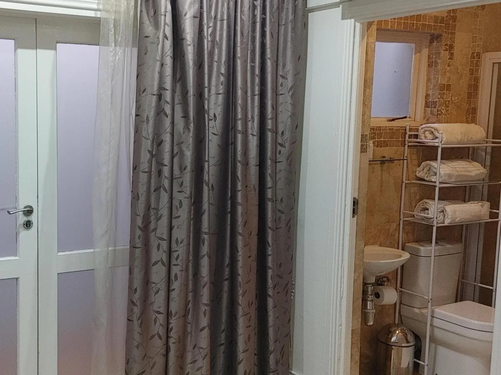 Shower in 131 on Herbert Baker Boutique Hotel