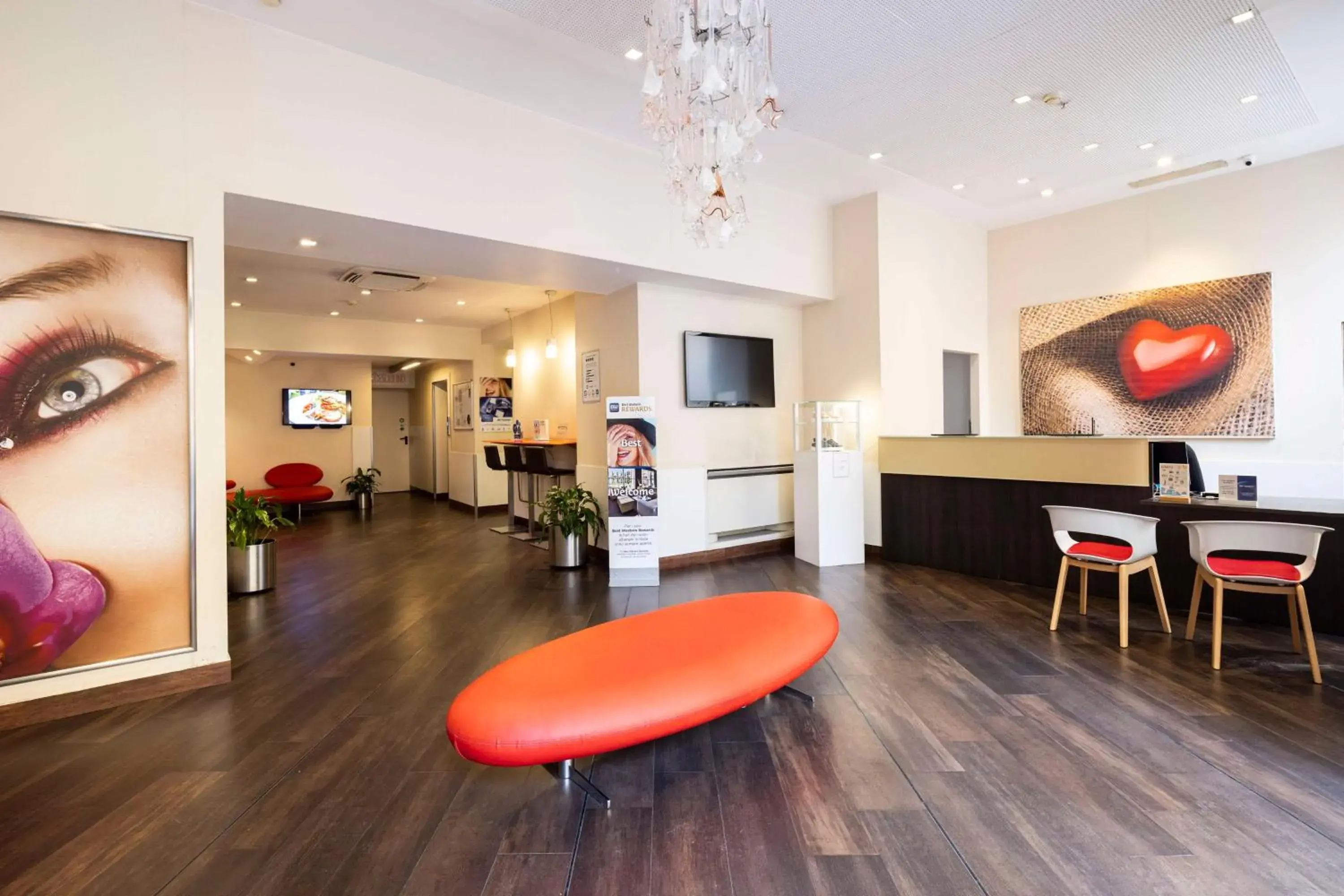 Lobby or reception in Best Western Plus City Hotel Lobby or reception in Best Western Plus City Hotel