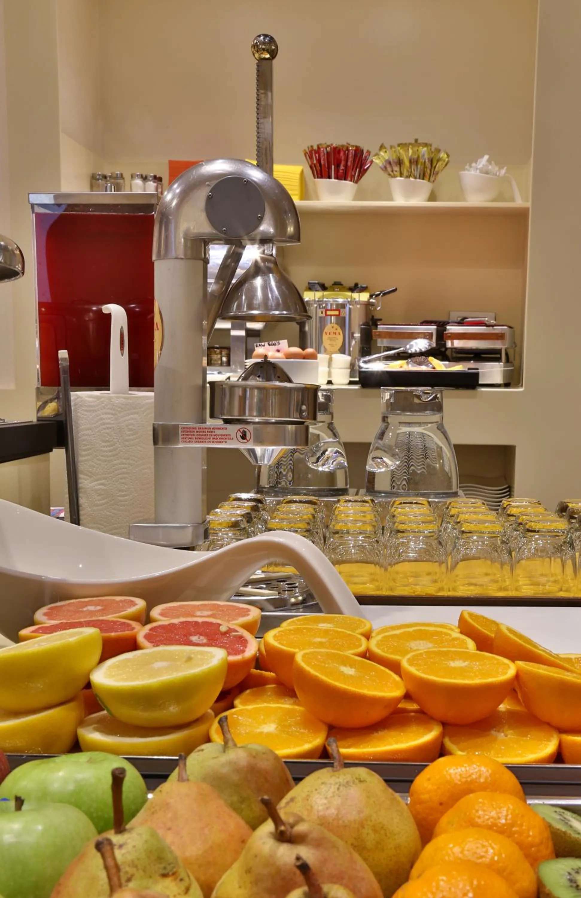 Restaurant/places to eat in Best Western Plus City Hotel