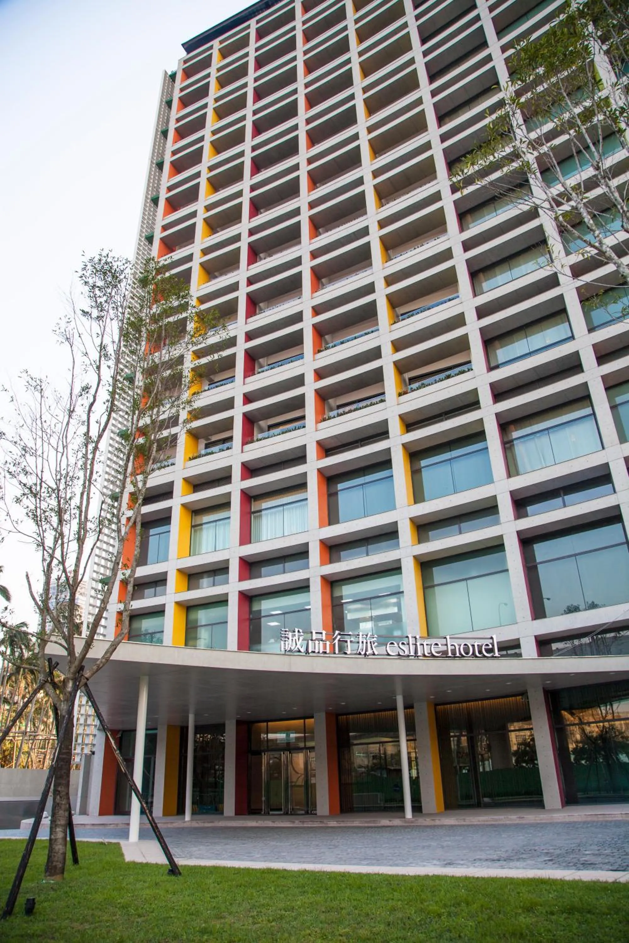 Facade/entrance in Eslite Hotel