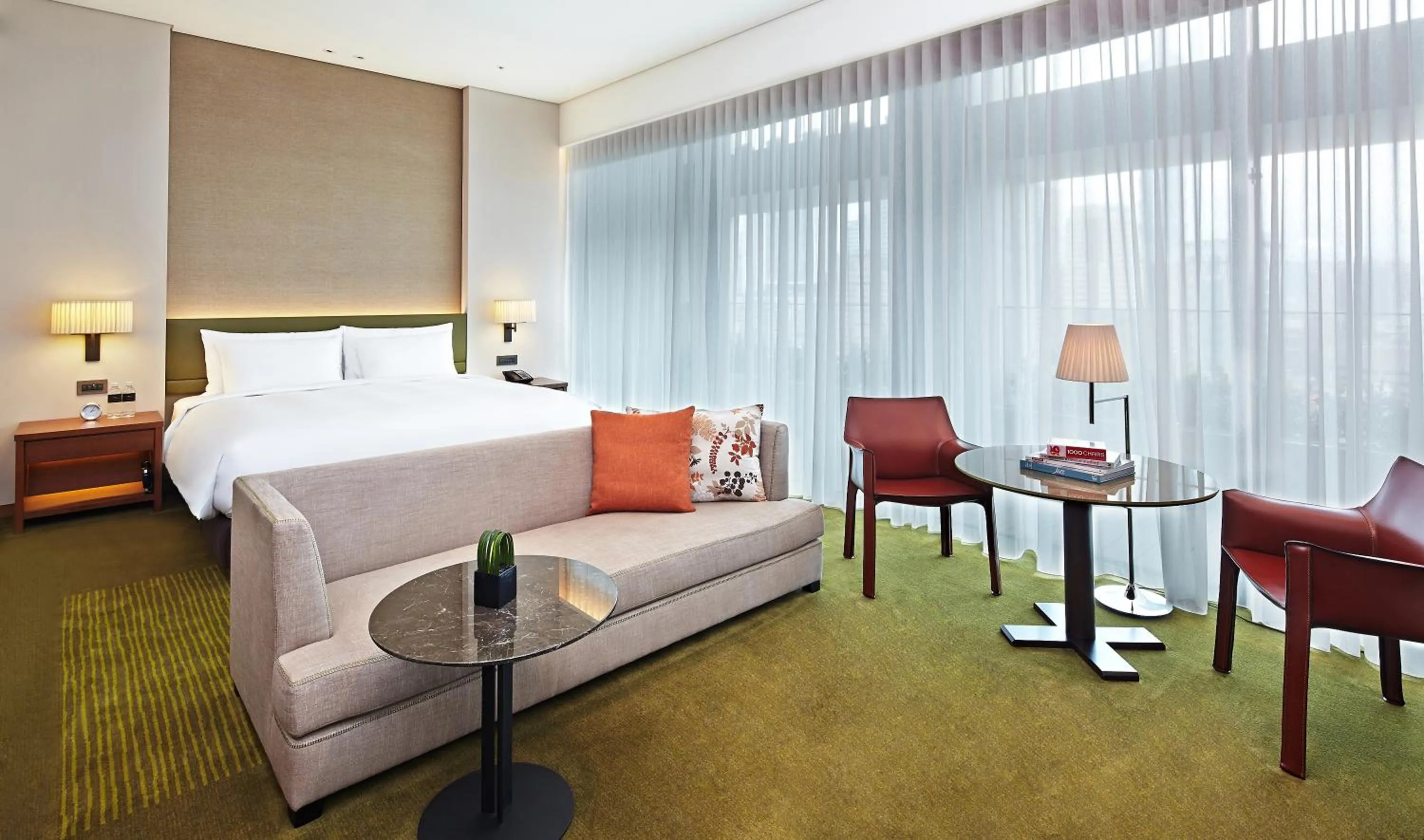 Photo of the whole room, Bed in Eslite Hotel