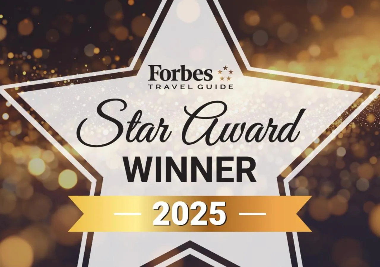 Property building in Eslite Hotel