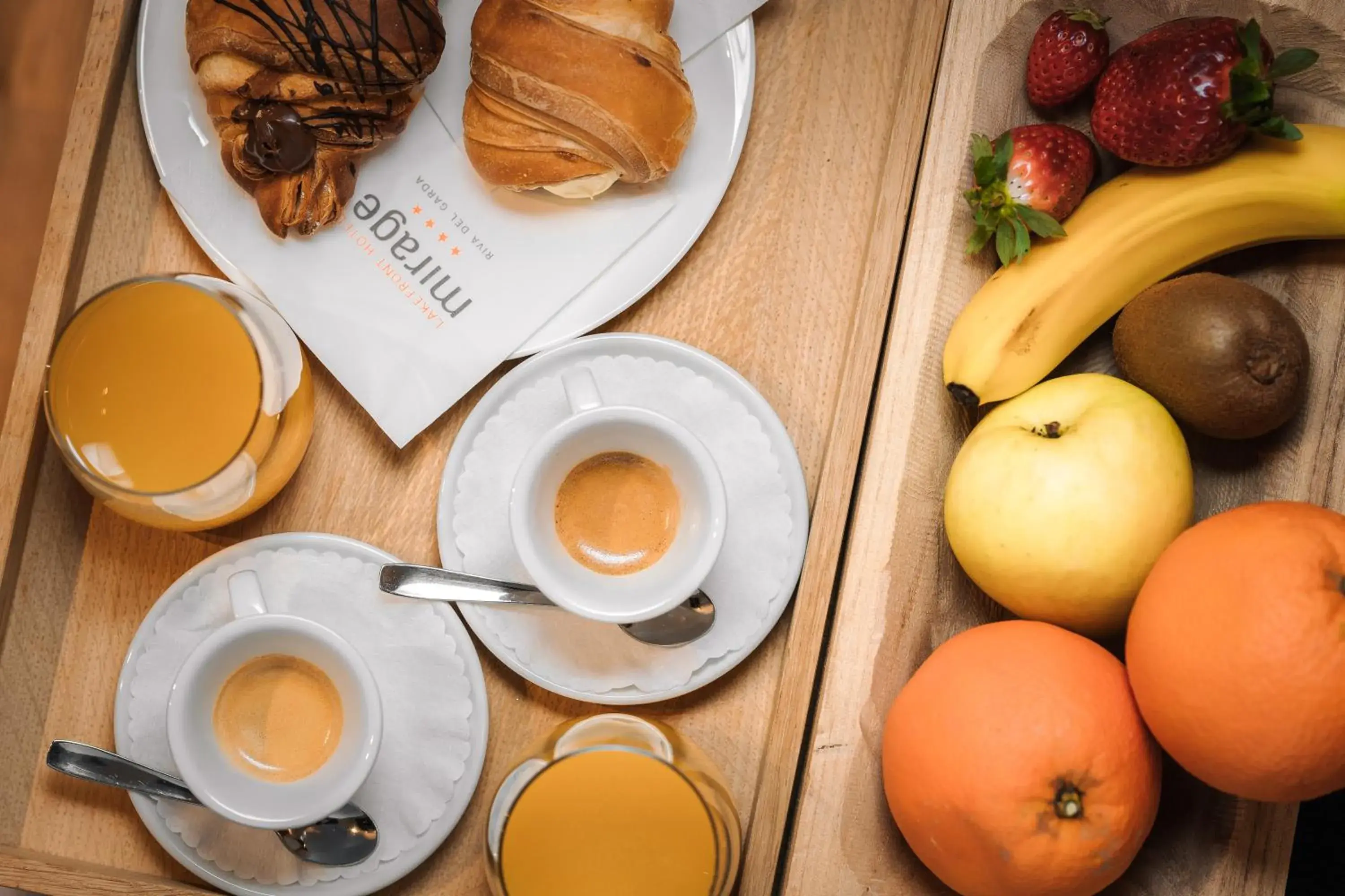 Breakfast in Lake Front Hotel Mirage Breakfast in Lake Front Hotel Mirage