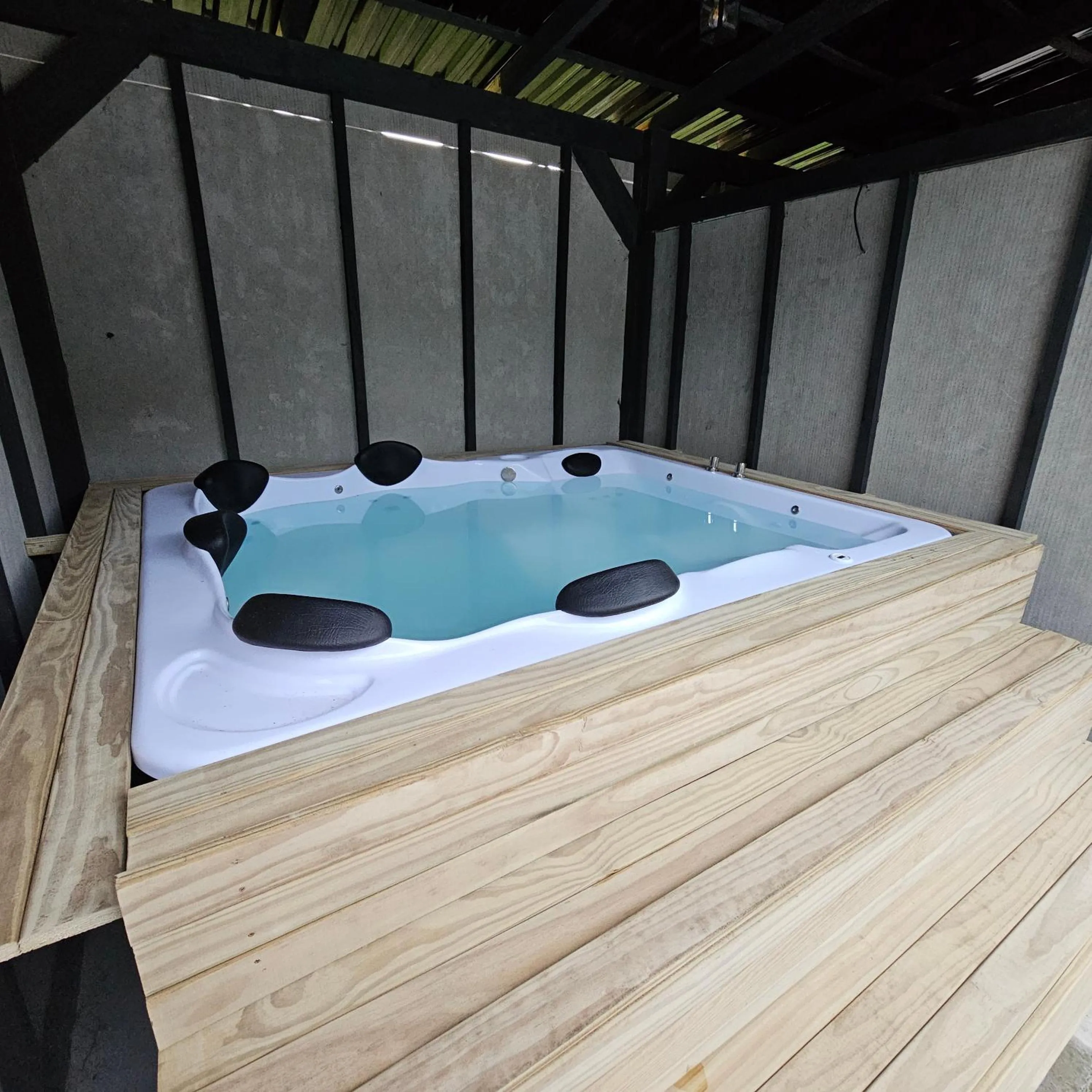 Hot Tub in Casa Joaquina