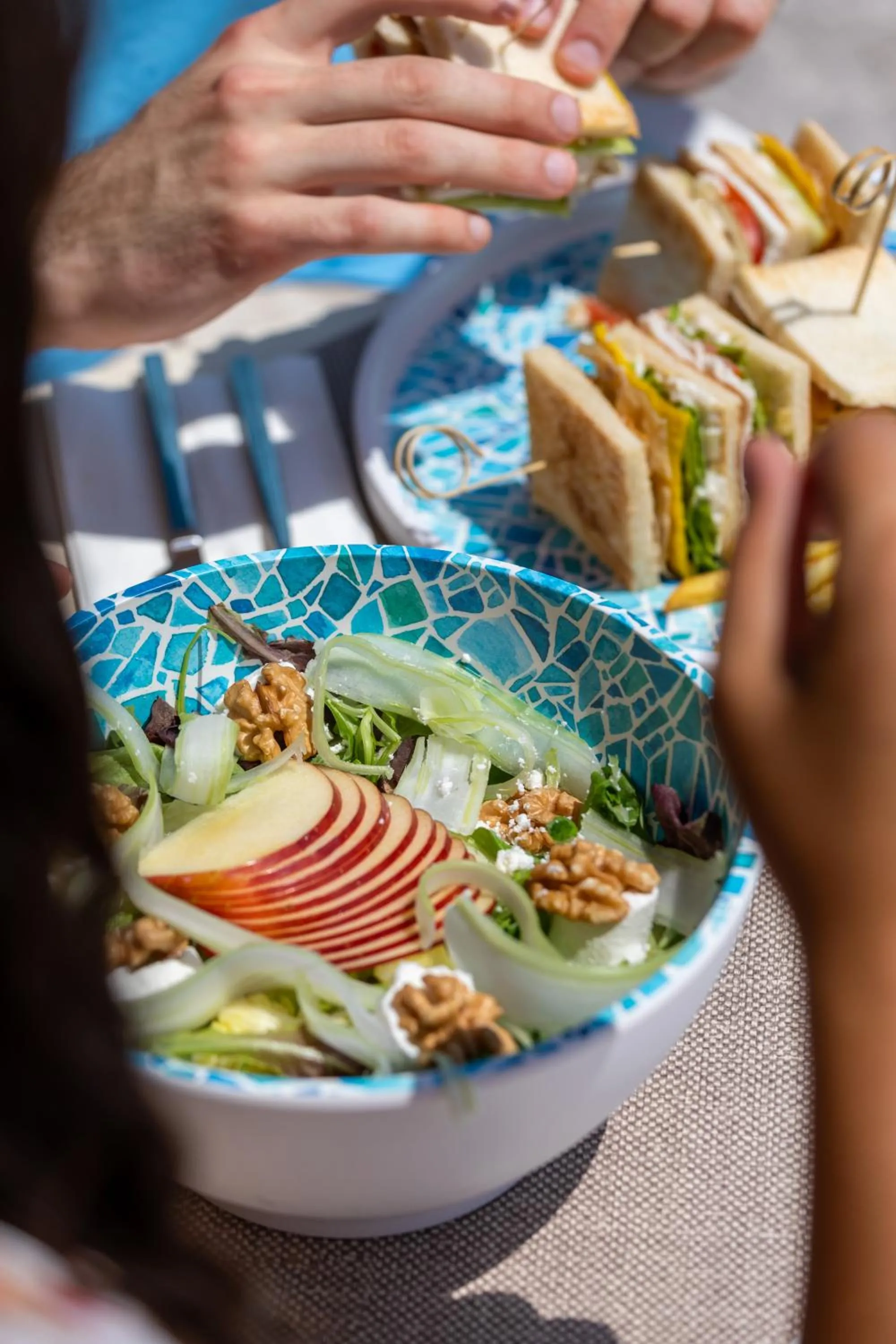 Restaurant/places to eat in Astoria Resort