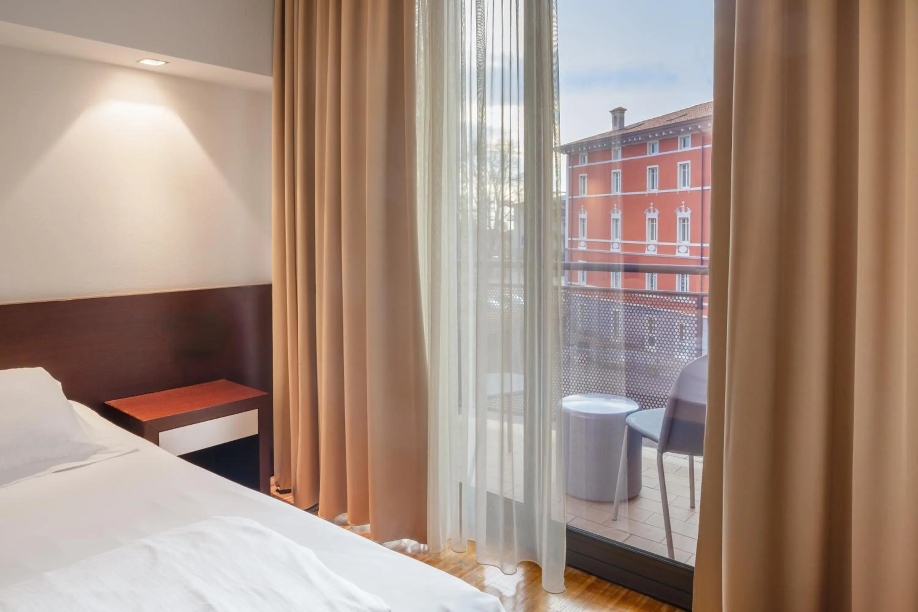 Bed in Astoria Resort