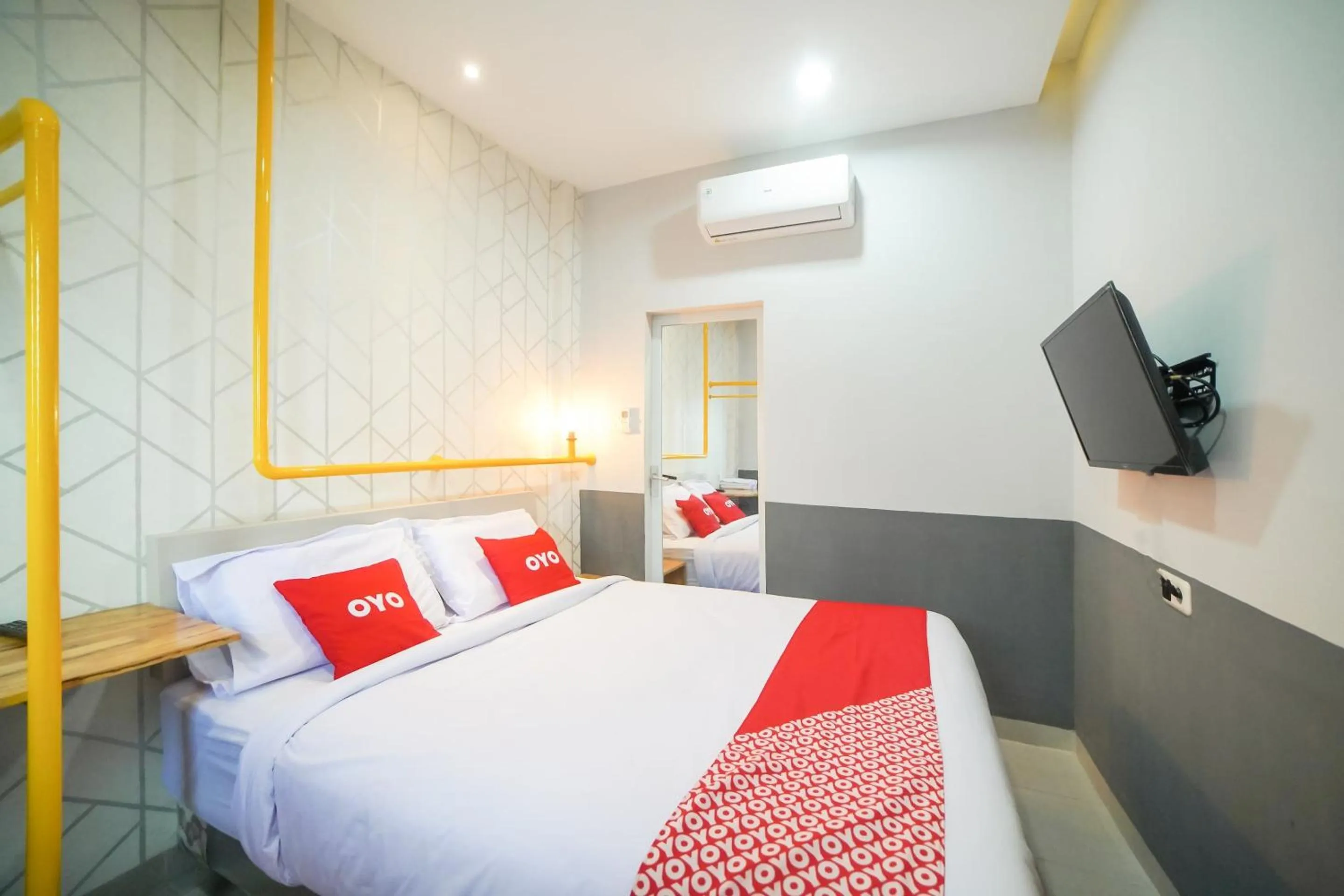 Bedroom, Bed in Capital O 90874 Millenium Inn 2