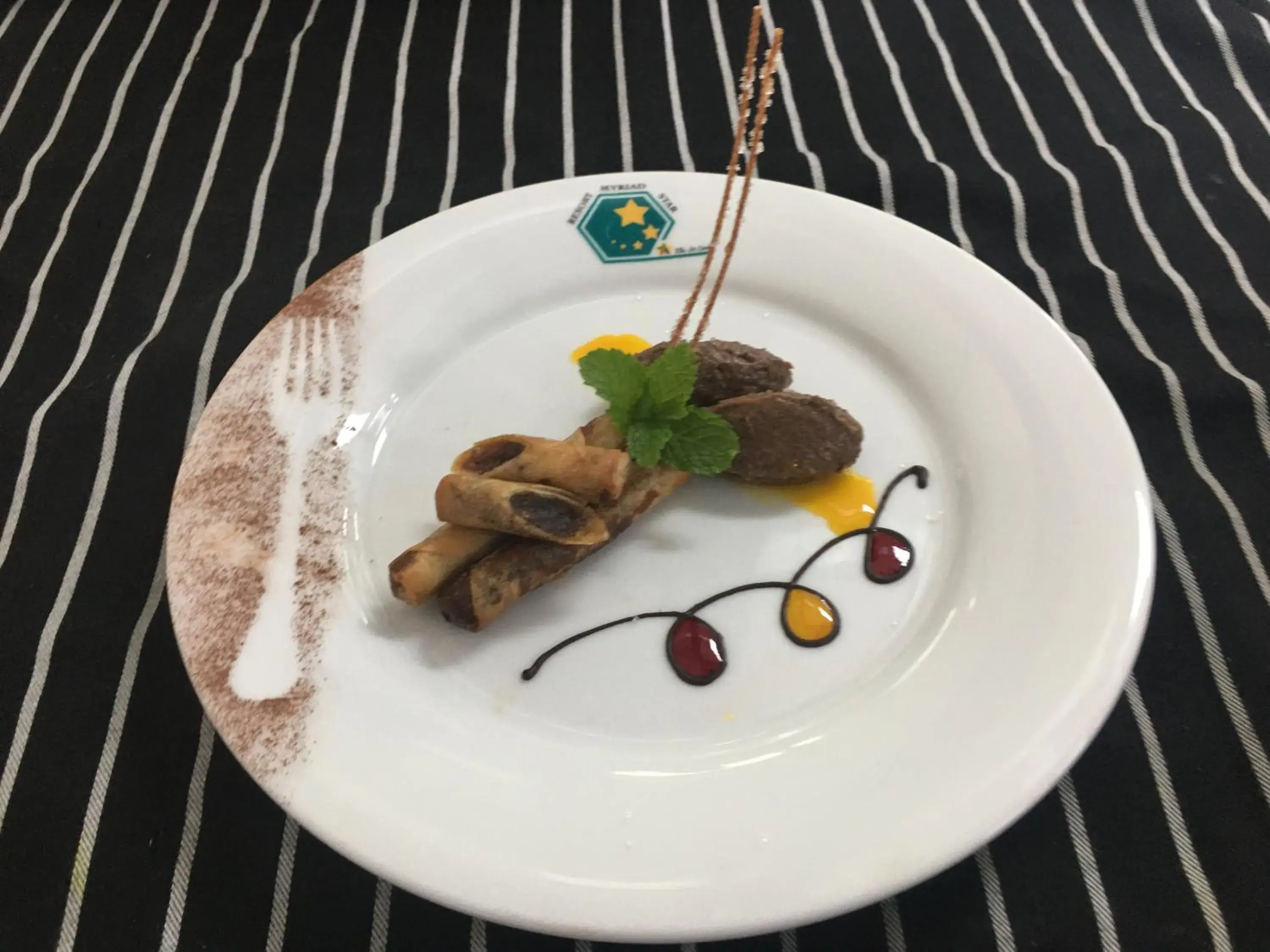 Food and drinks in Moi Ella by DBI Food and drinks in Moi Ella by DBI