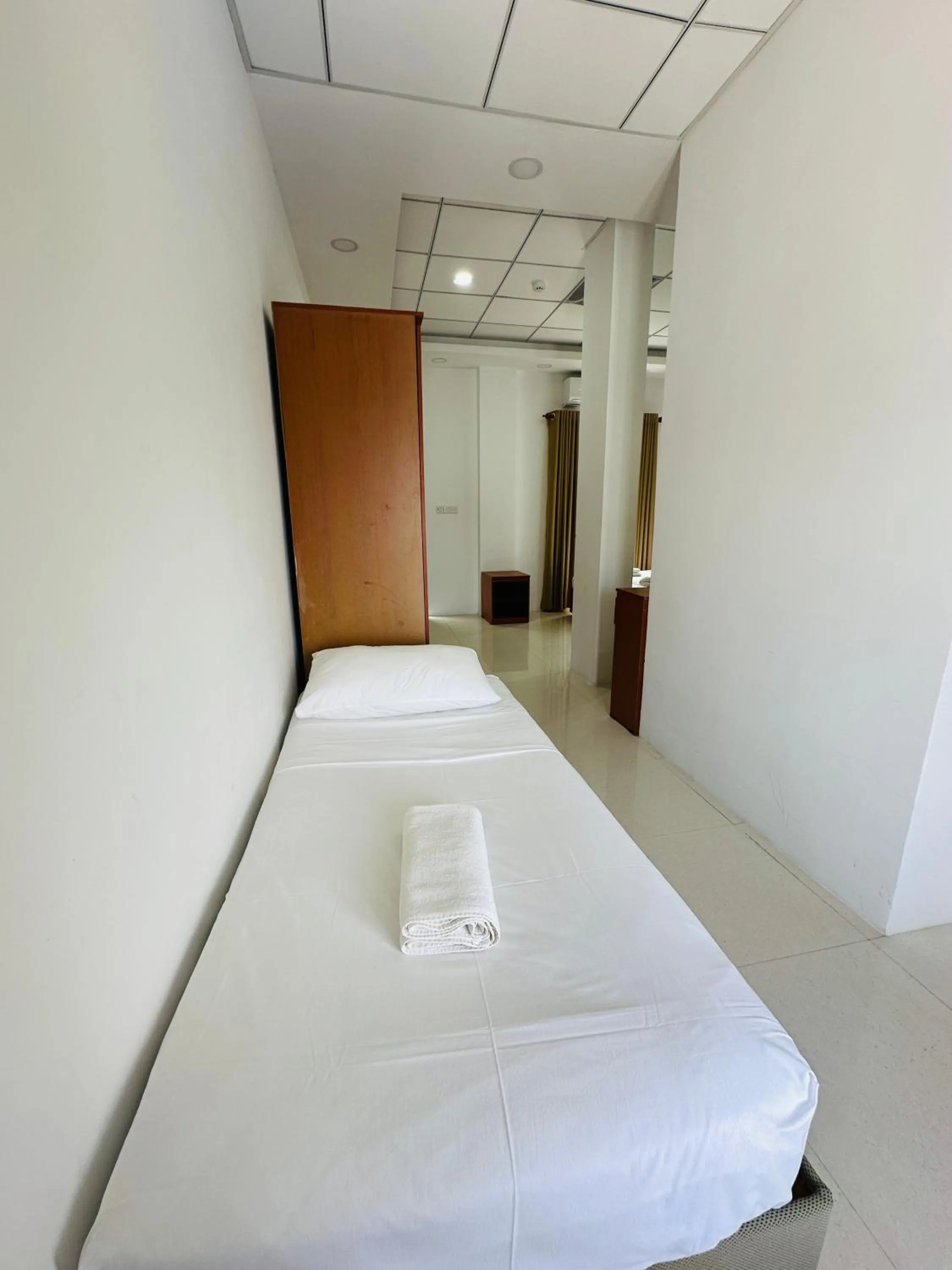 Bed in Moi Ella by DBI