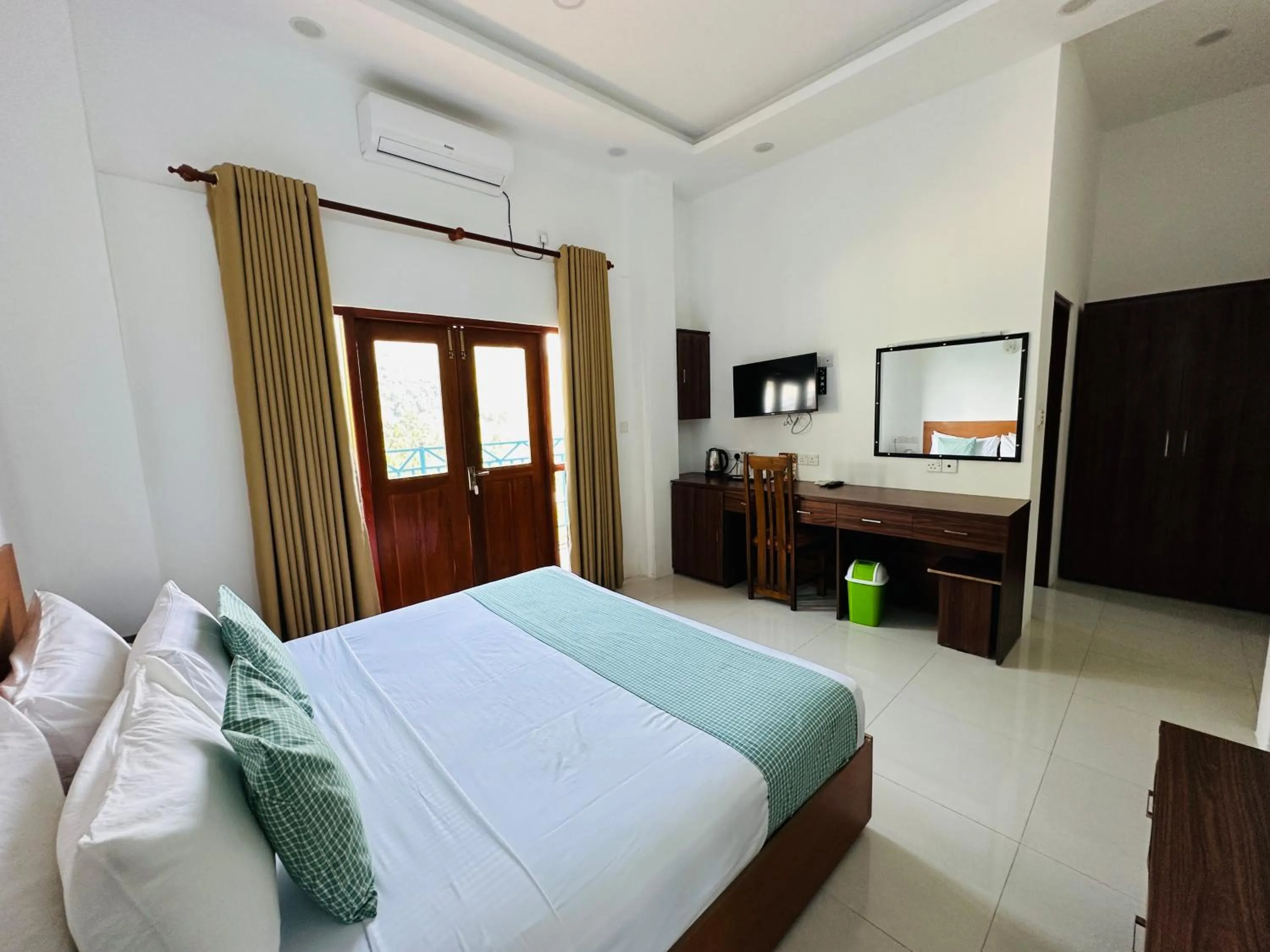 Bed in Moi Ella by DBI