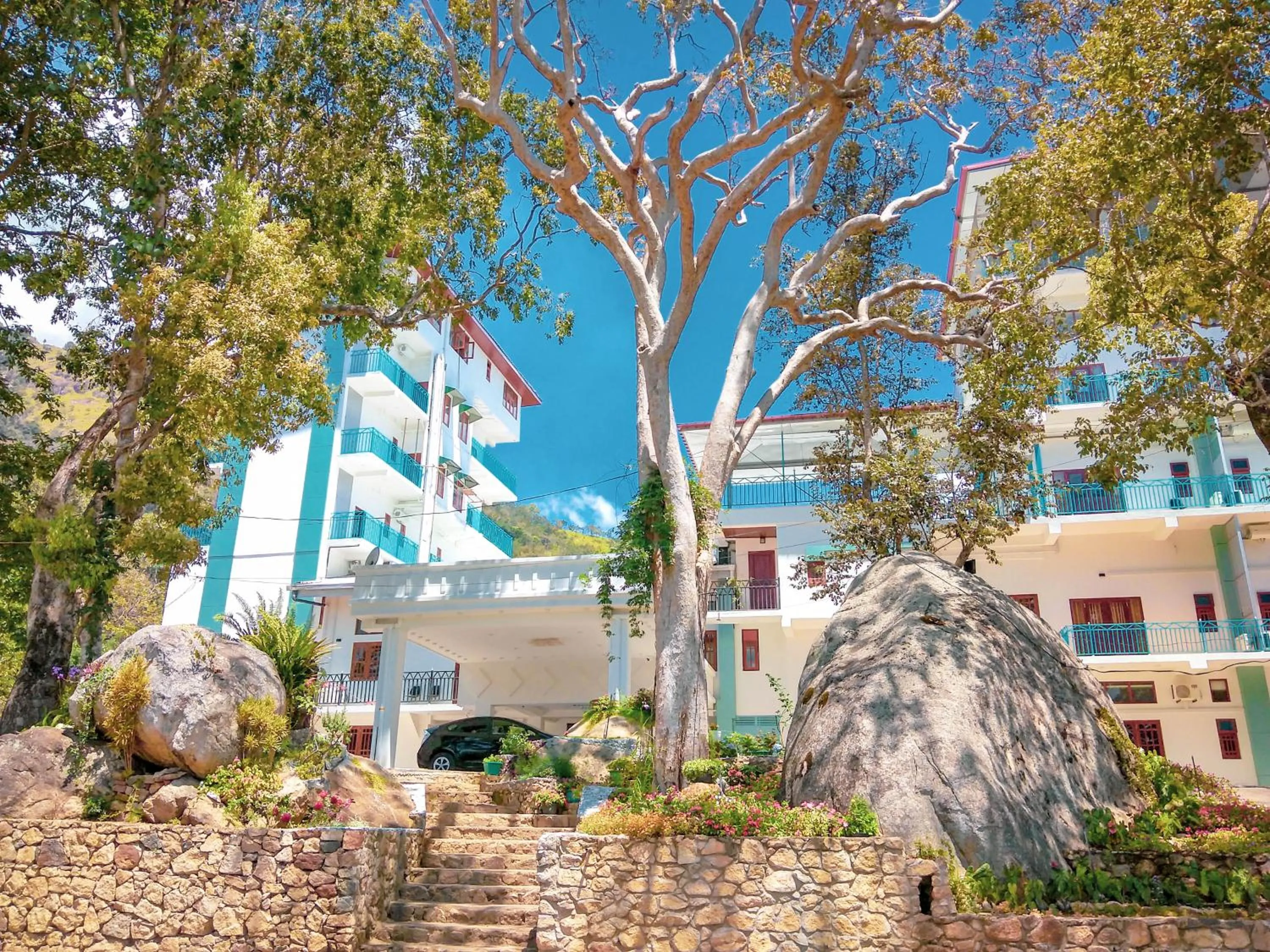 Property building in Moi Ella by DBI