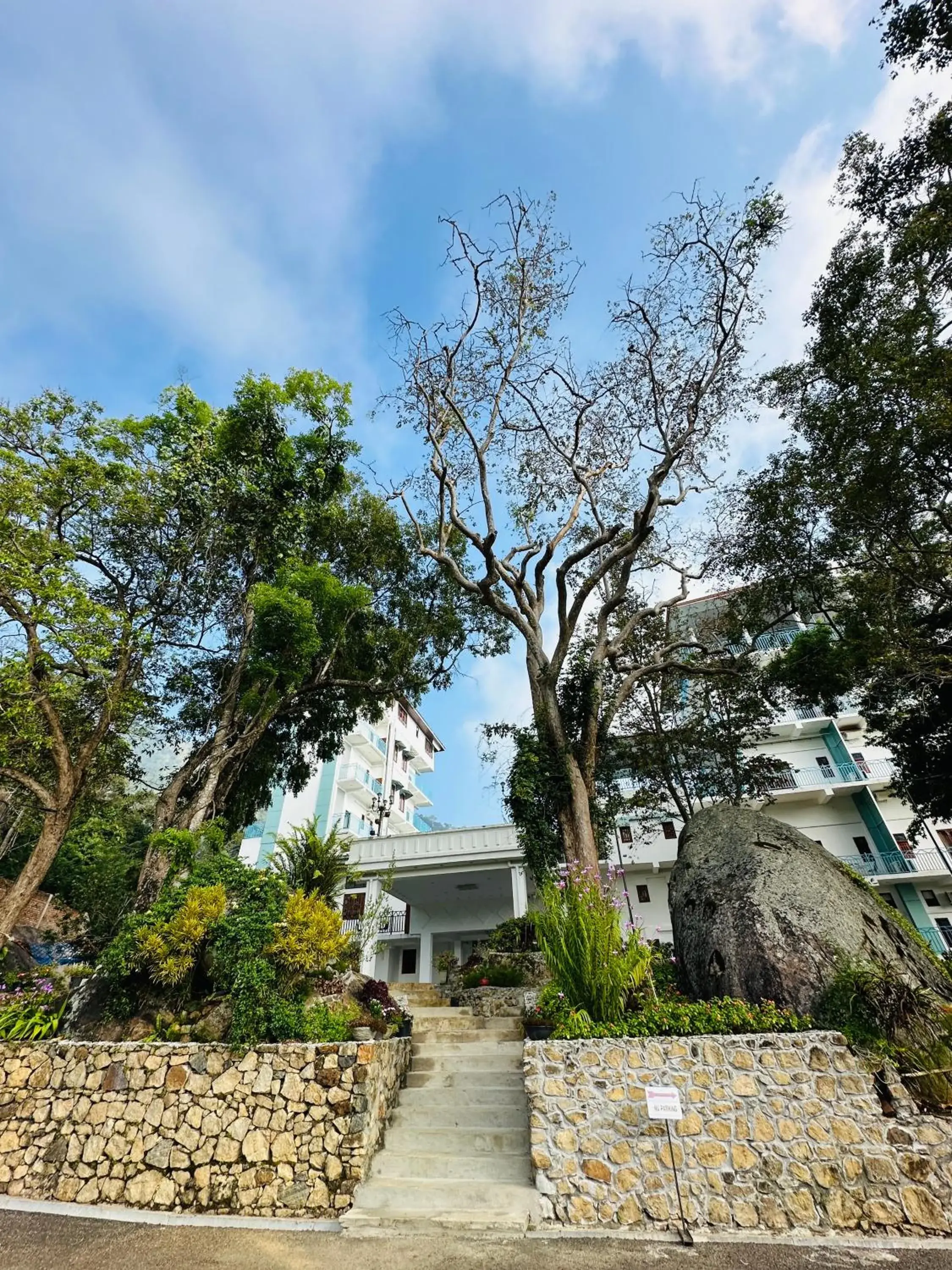 Property building in Moi Ella by DBI Property building in Moi Ella by DBI