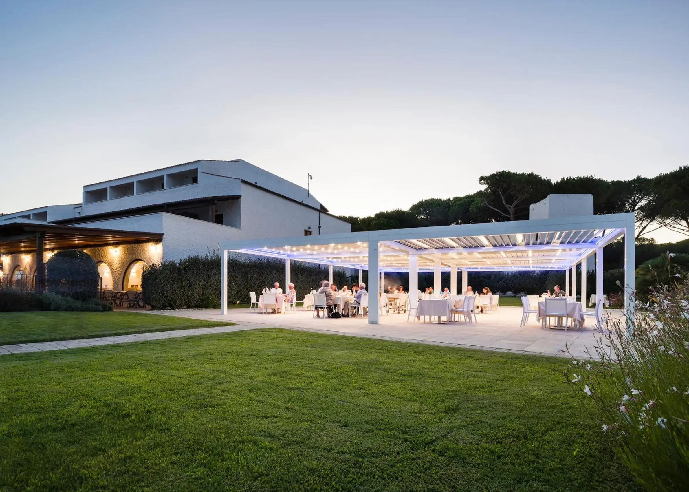 Restaurant/places to eat in Hotel Punta Negra Restaurant/places to eat in Hotel Punta Negra