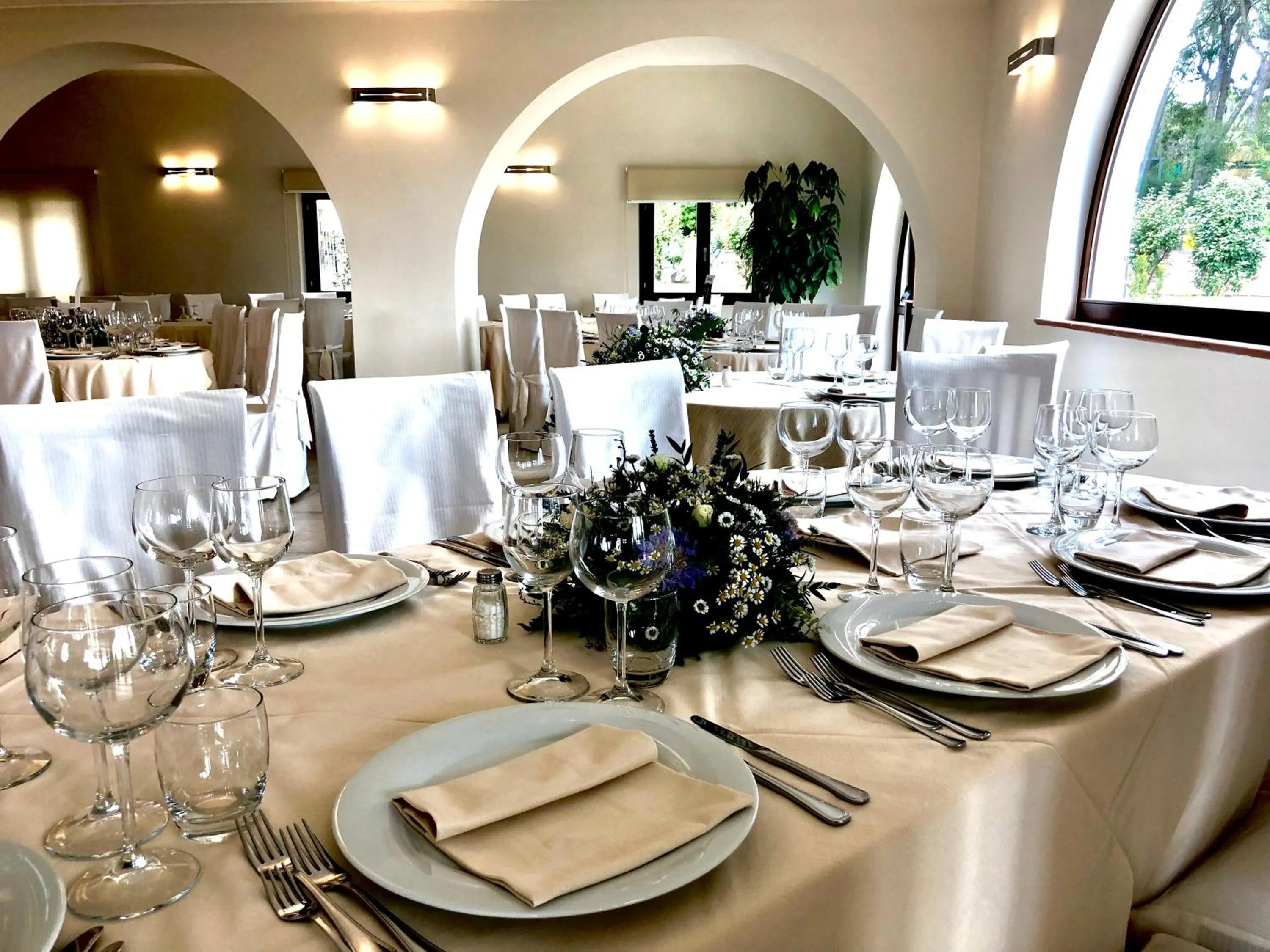 Restaurant/places to eat in Hotel Punta Negra