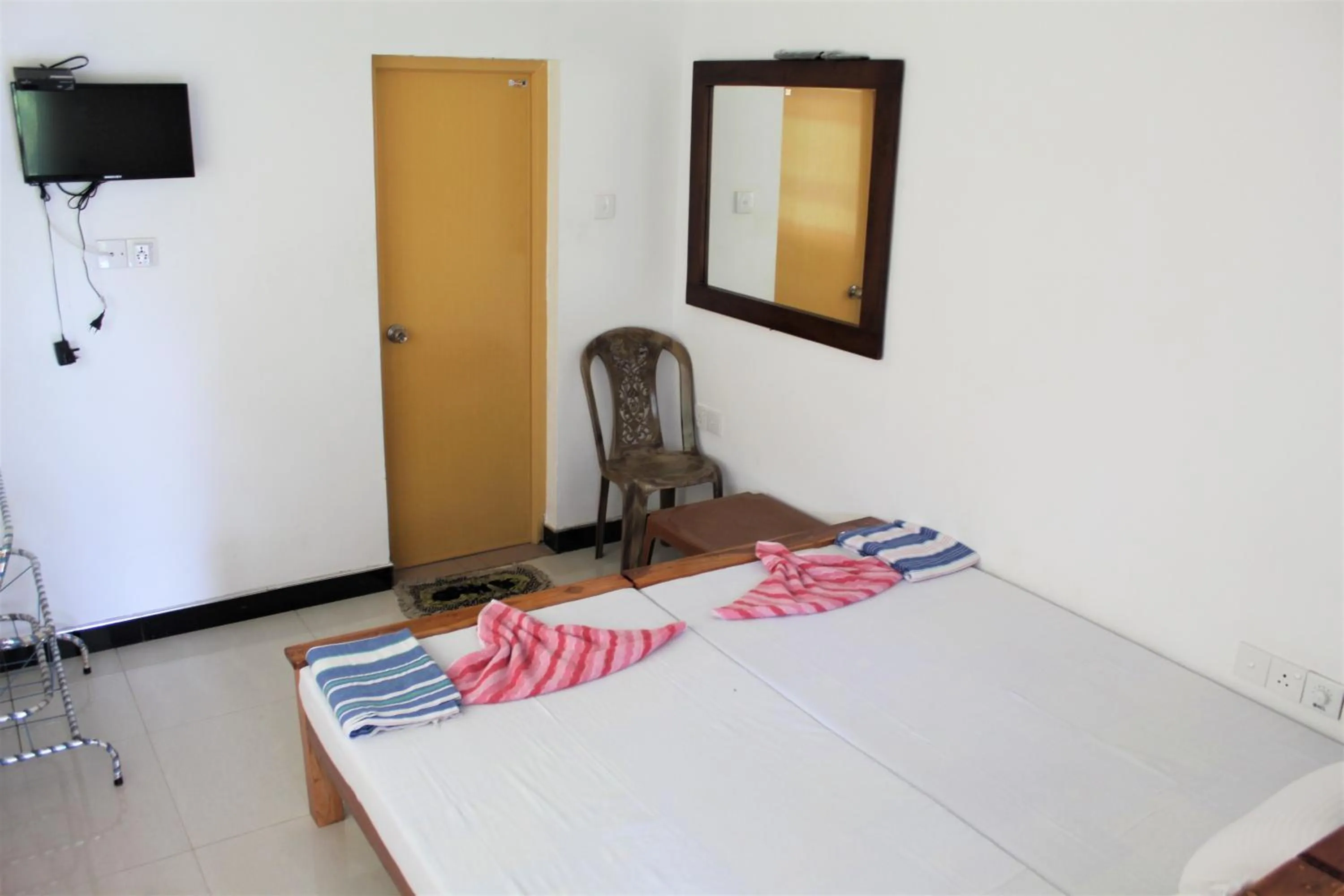 TV and multimedia, Bed in The Sisara