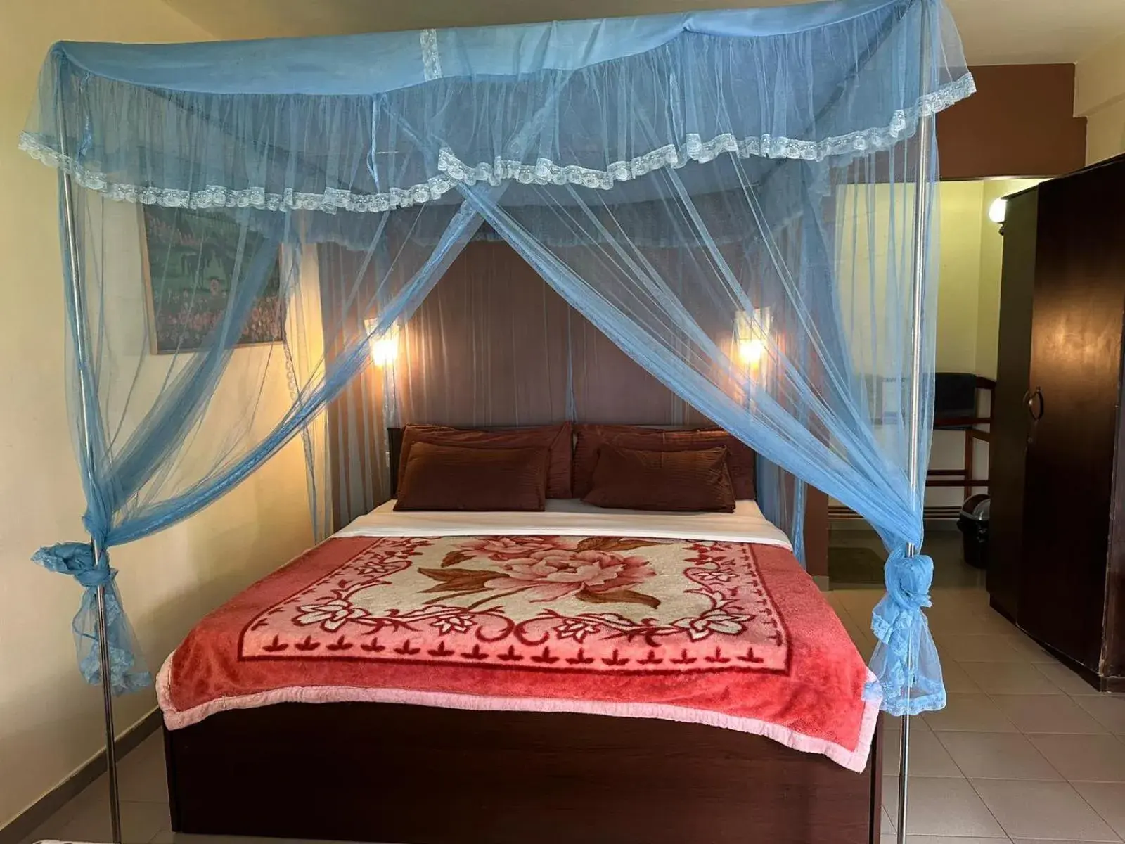 Double Room with Mountain View - single occupancy in Sitha's Heaven Double Room with Mountain View - single occupancy in Sitha's Heaven