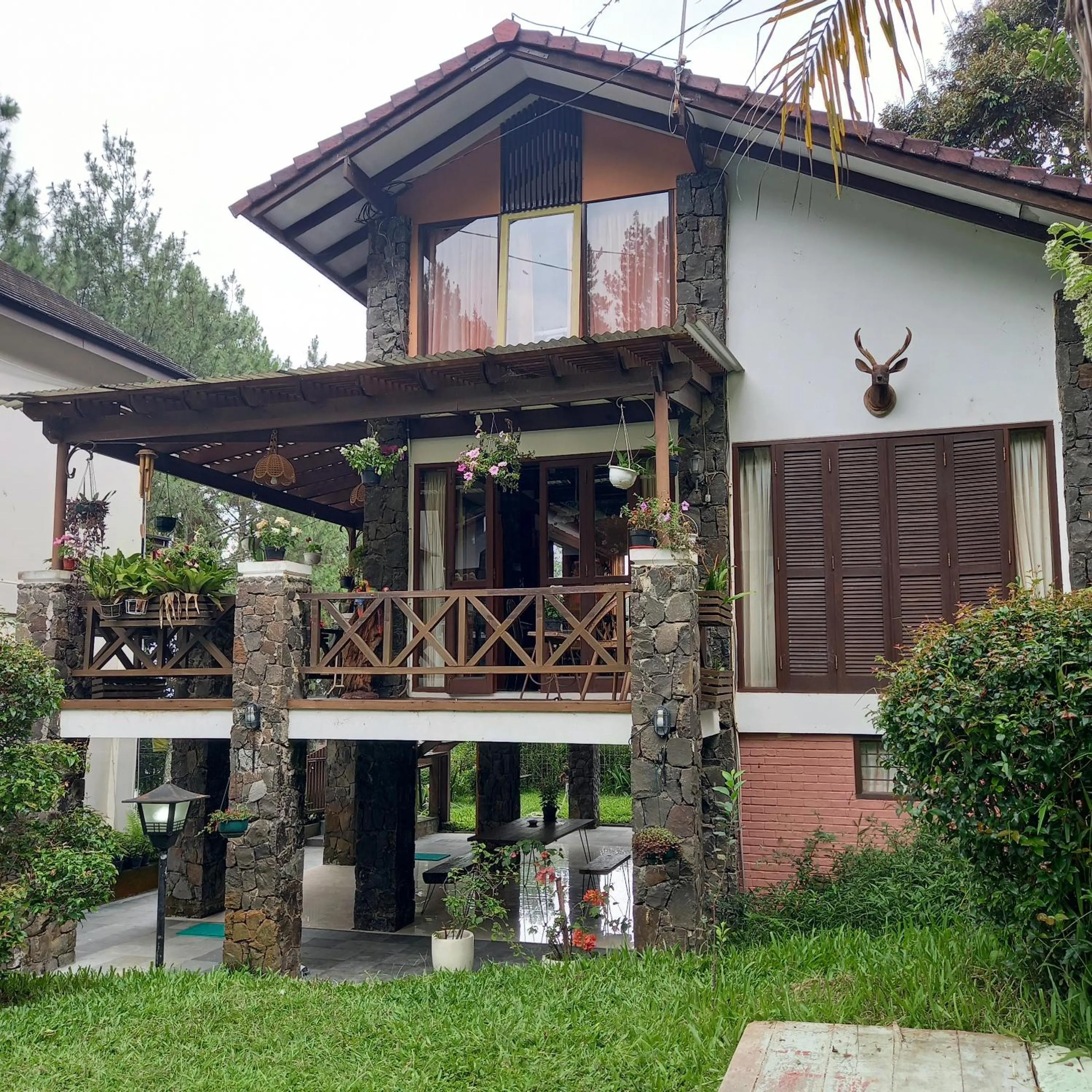 Property building in Villa Elisabeth at Villa Istana Bunga