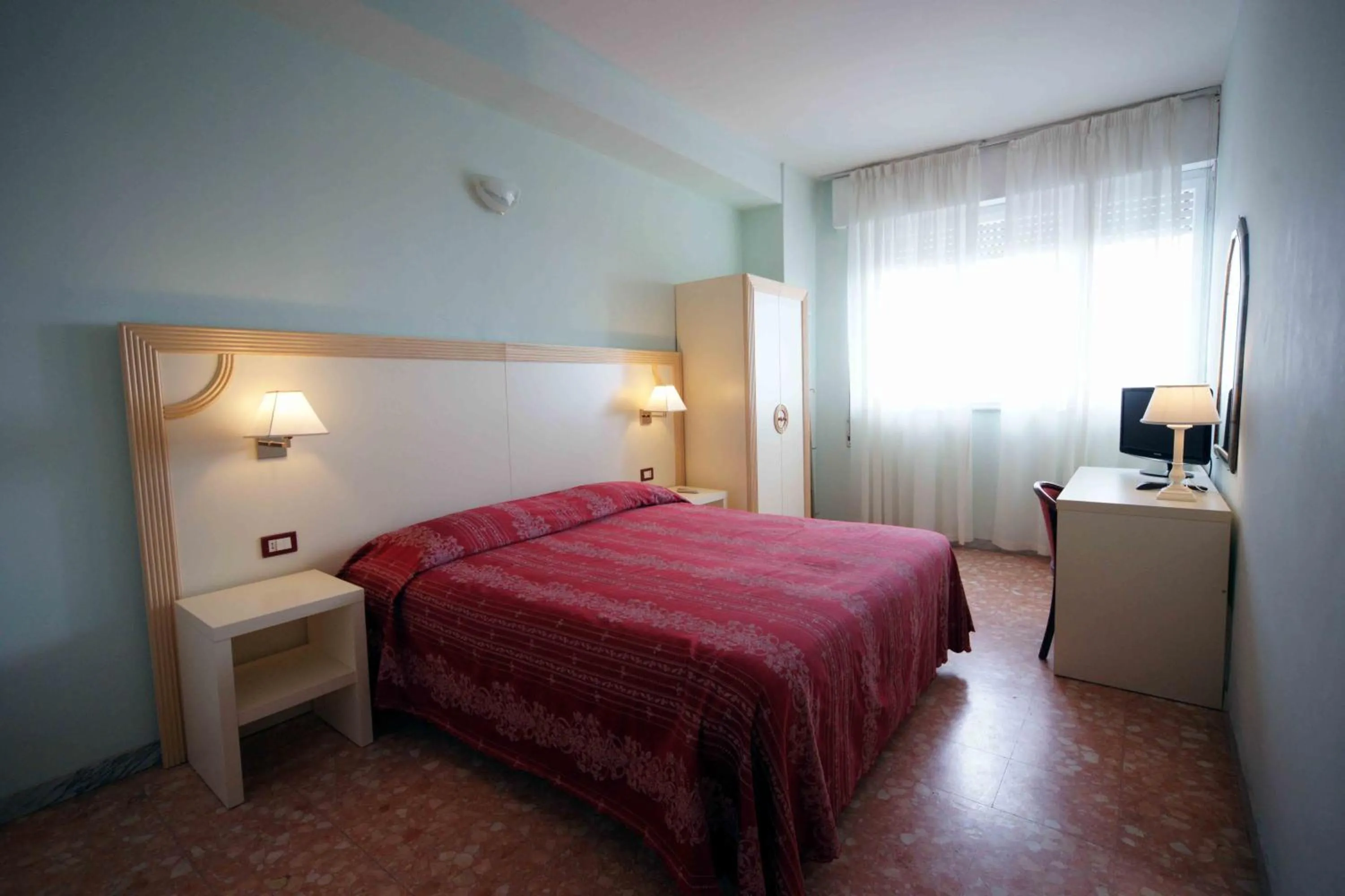 Bed in Hotel Liberty