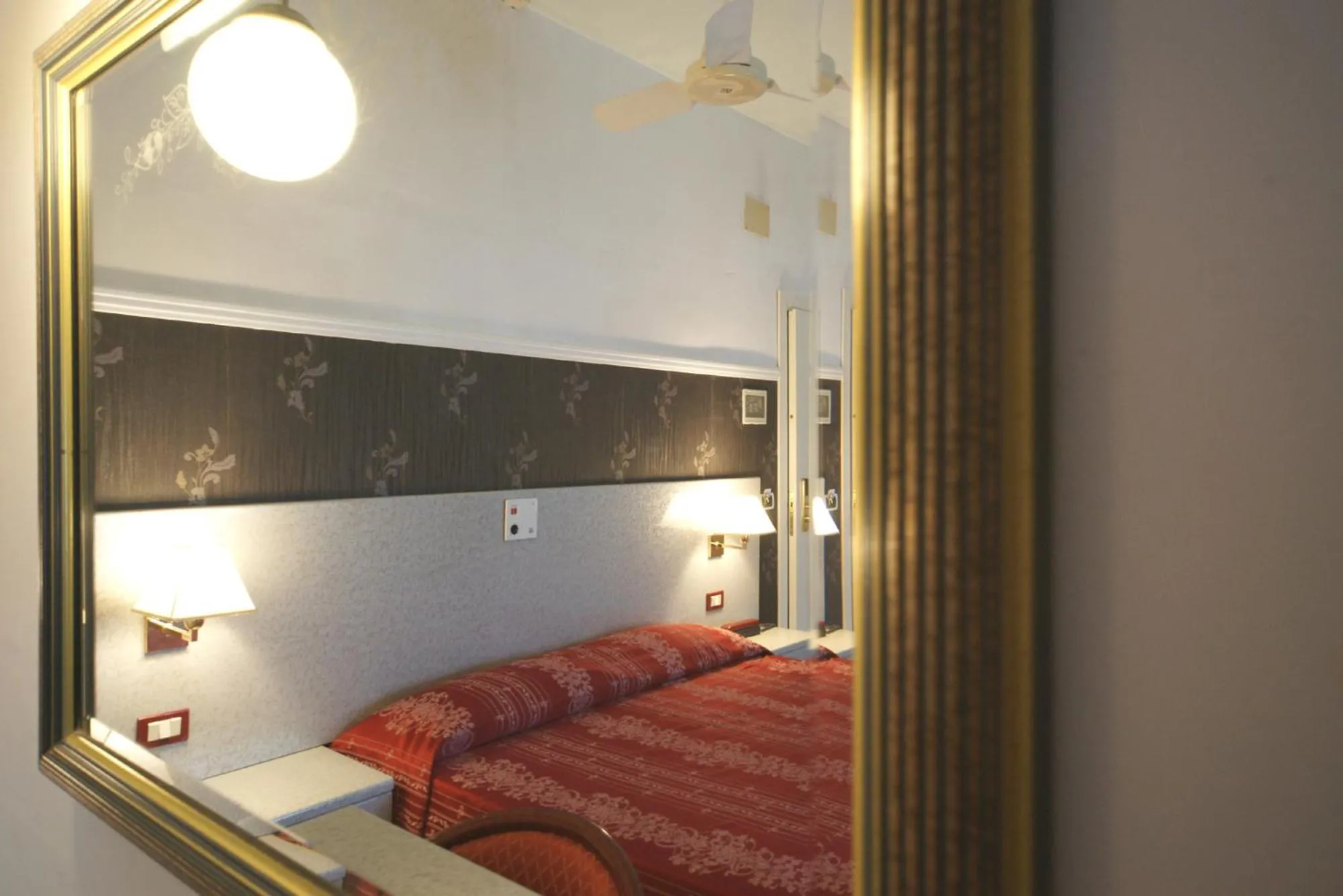 Bed in Hotel Liberty