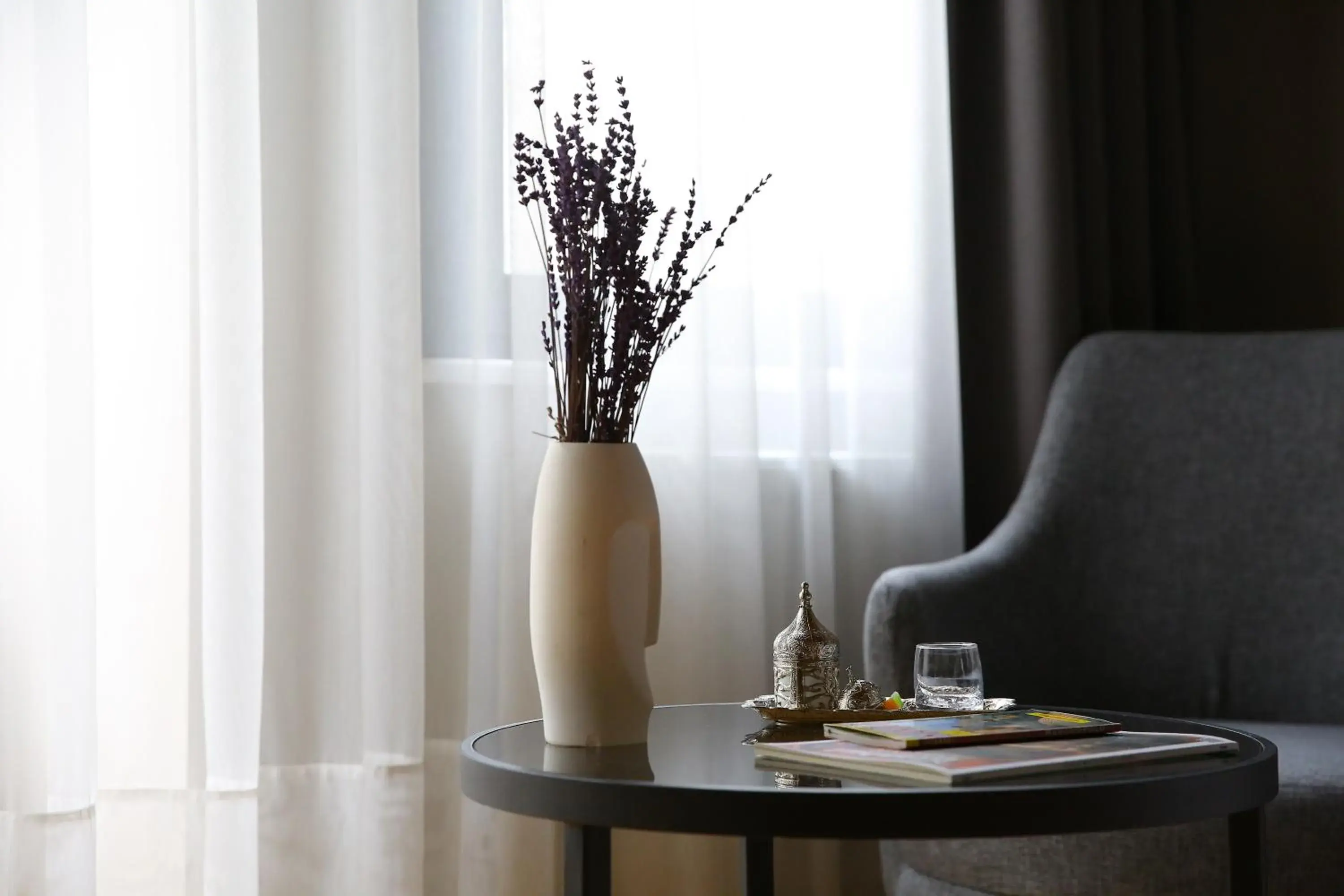 Seating area in ROCO Beyoglu Seating area in ROCO Beyoglu