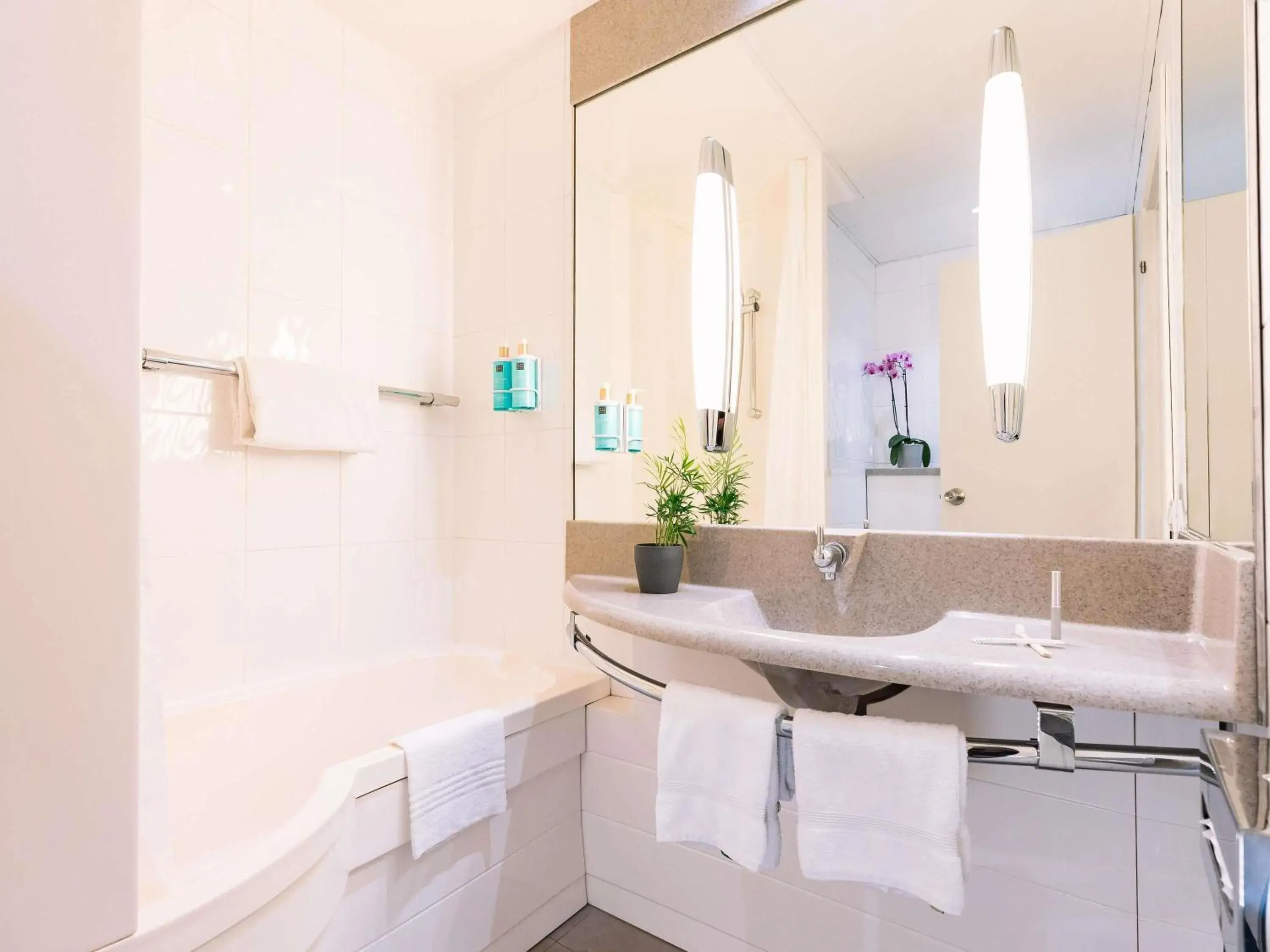 Bedroom in Novotel Venezia Mestre Castellana Bedroom in Novotel Venezia Mestre Castellana