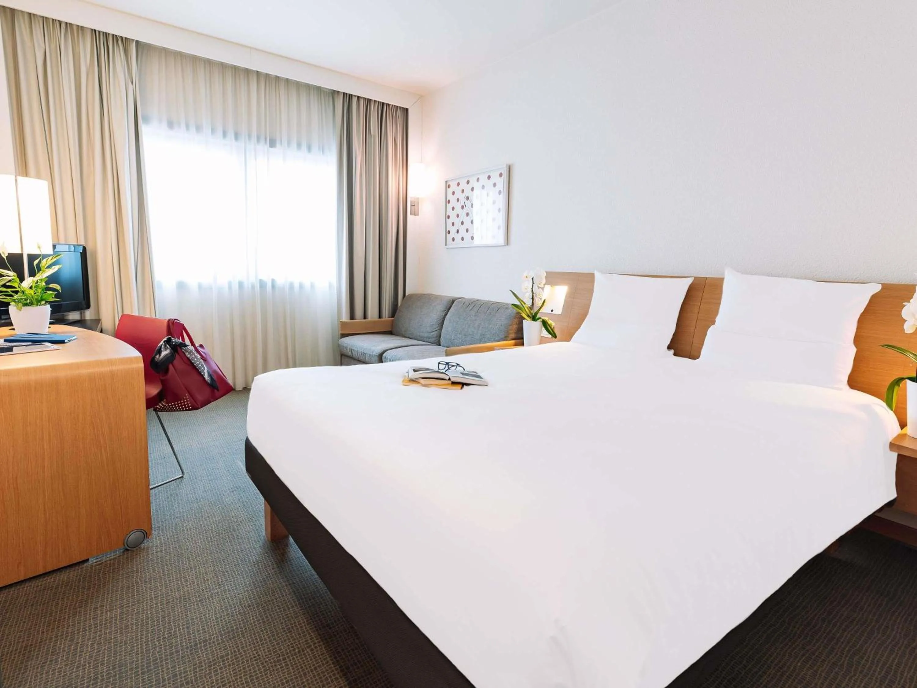 Superior Double Room with Sofa in Novotel Venezia Mestre Castellana