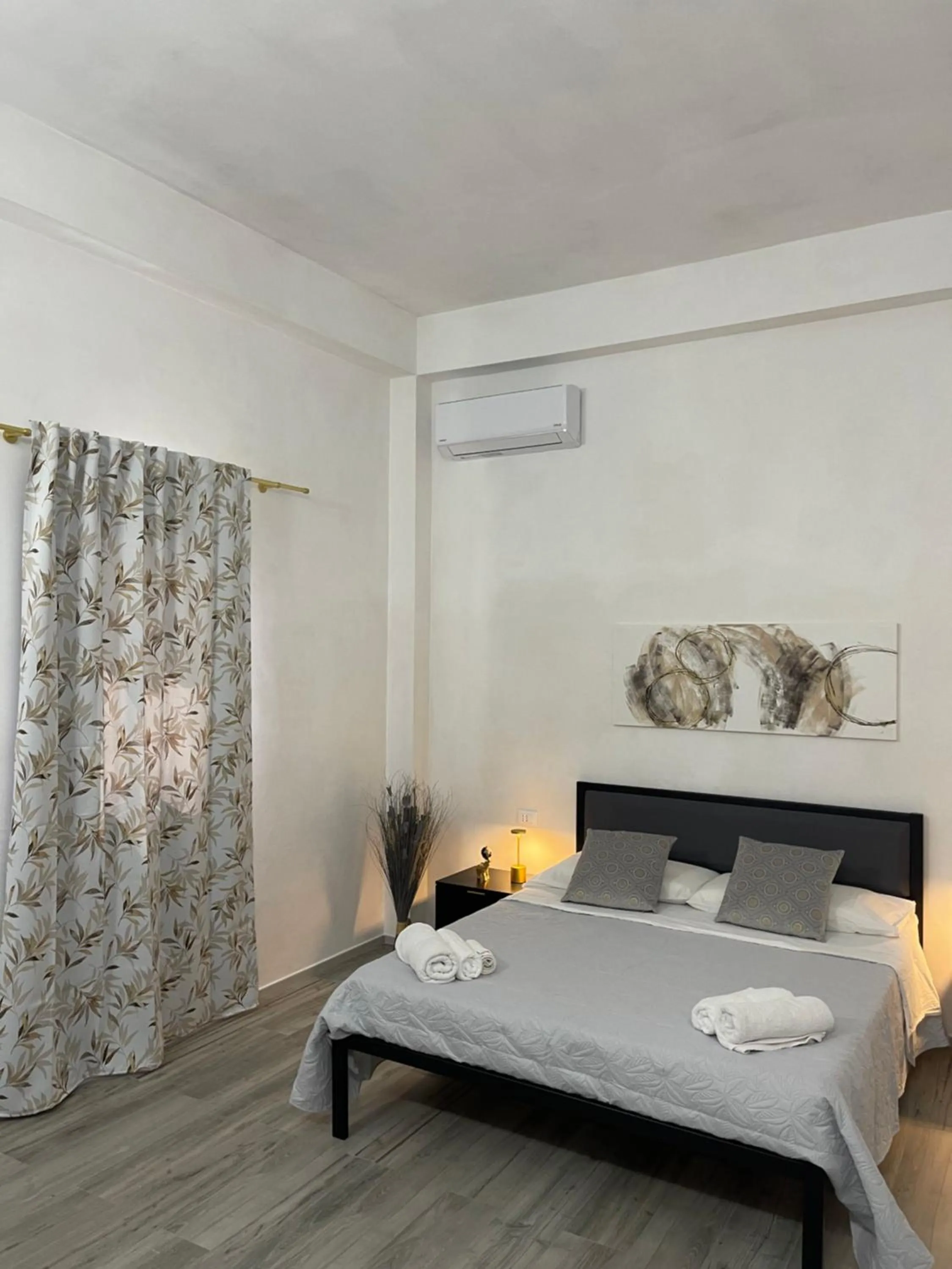 Photo of the whole room, Bed in B&B Melissa