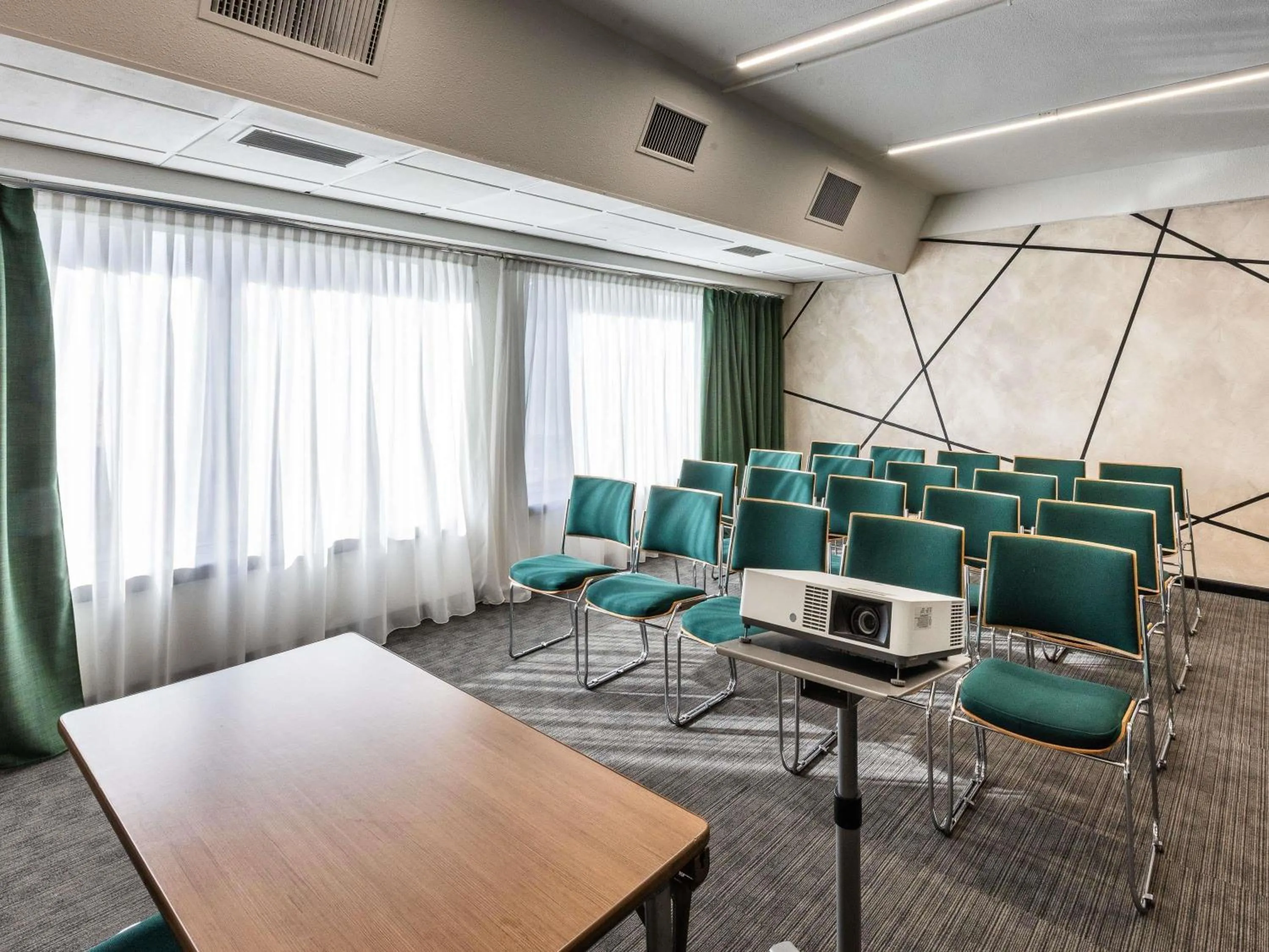 Meeting/conference room in Novotel Genova City