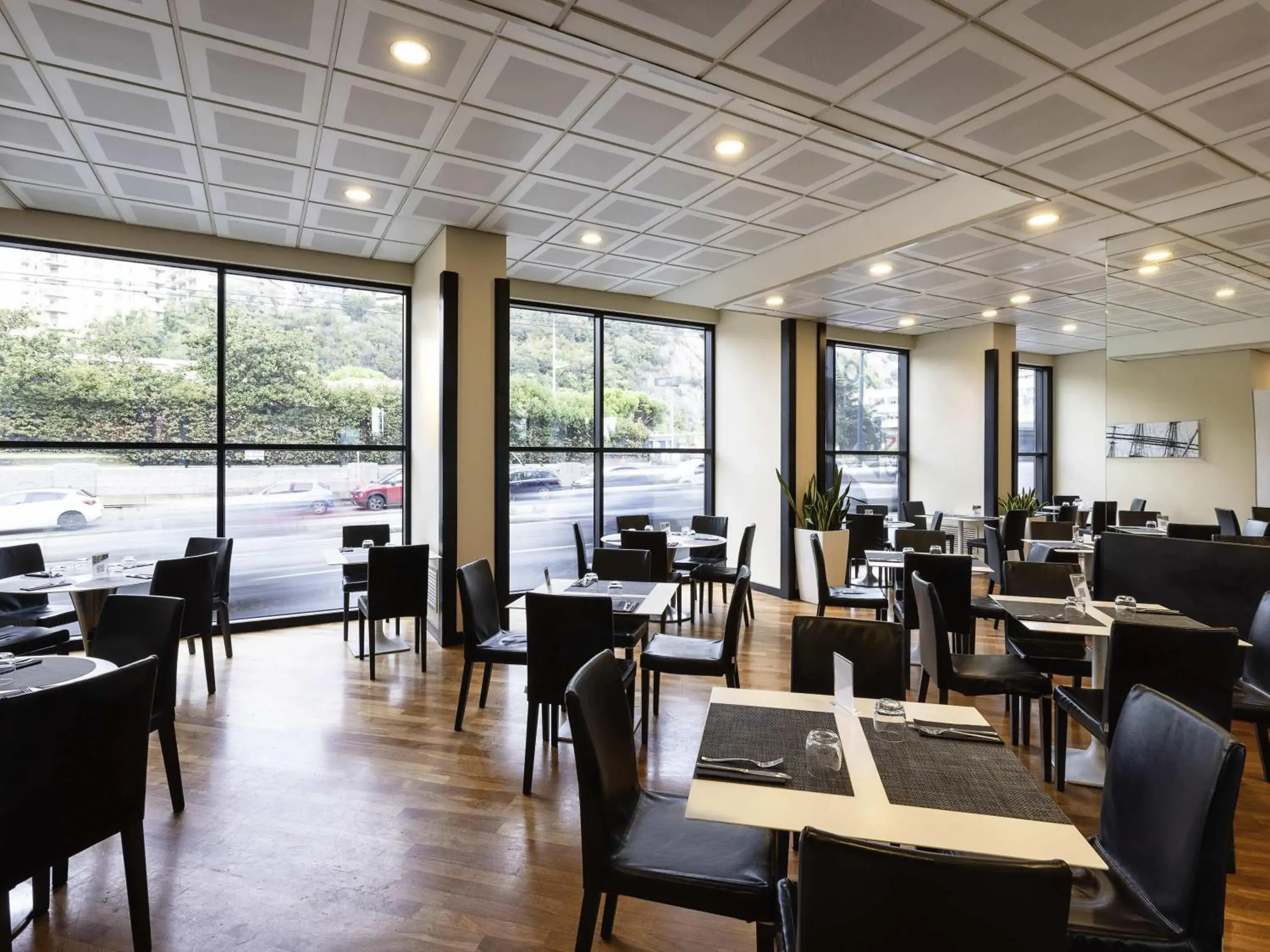 Restaurant/places to eat in Novotel Genova City Restaurant/places to eat in Novotel Genova City