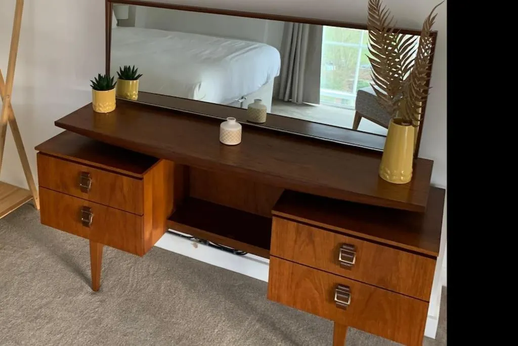 Bedroom in Betty's Minster View - 6 Twins or 3 Superkings -Central with Free Parking