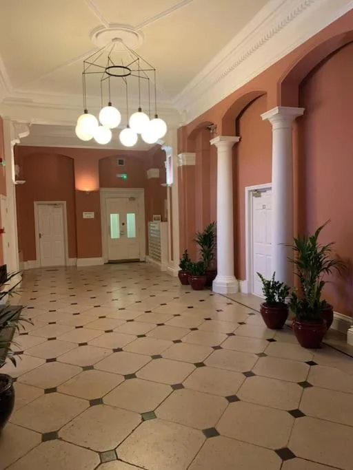 Lobby or reception in Betty's Minster View - 6 Twins or 3 Superkings -Central with Free Parking