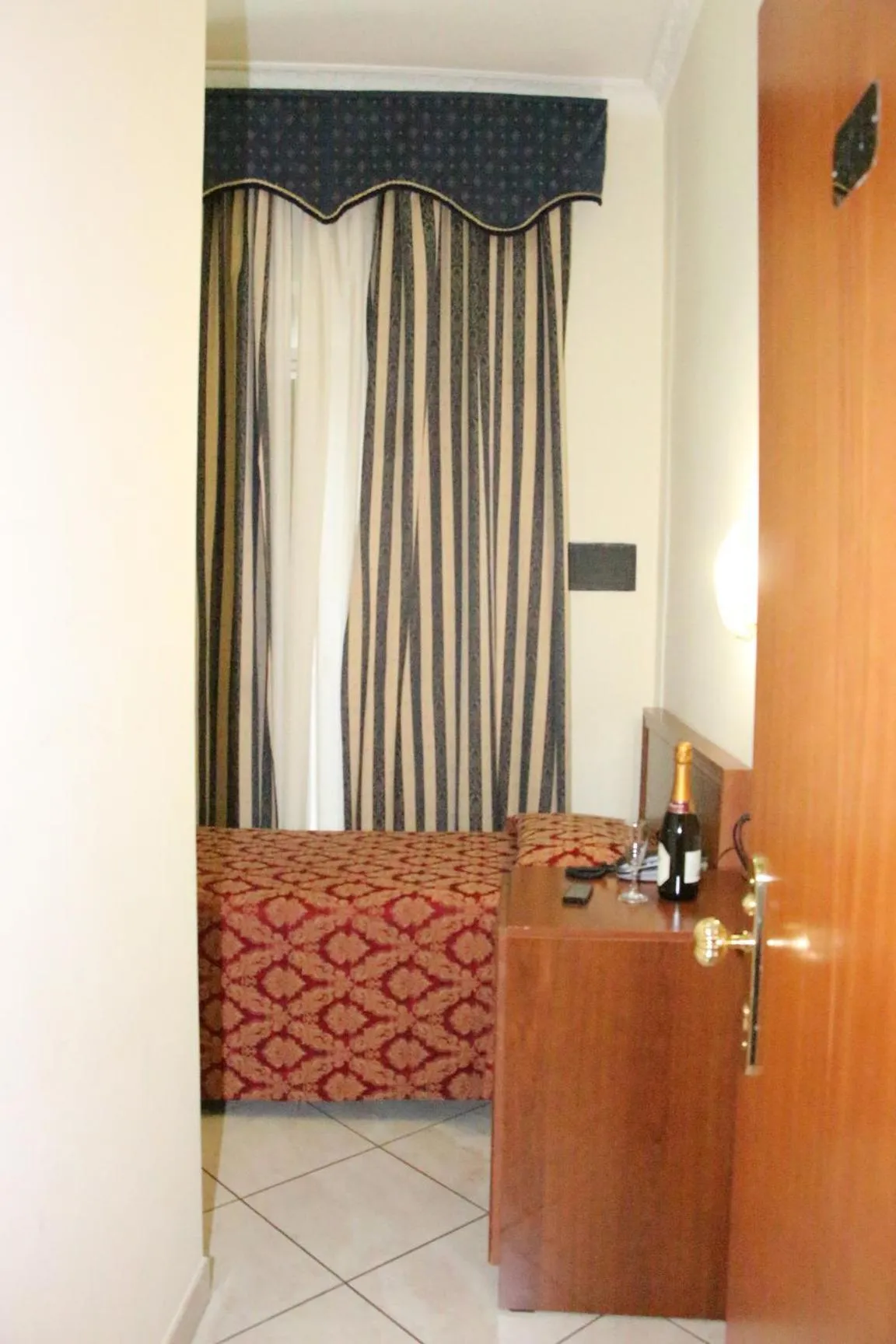 Bedroom in Hotel Mirage