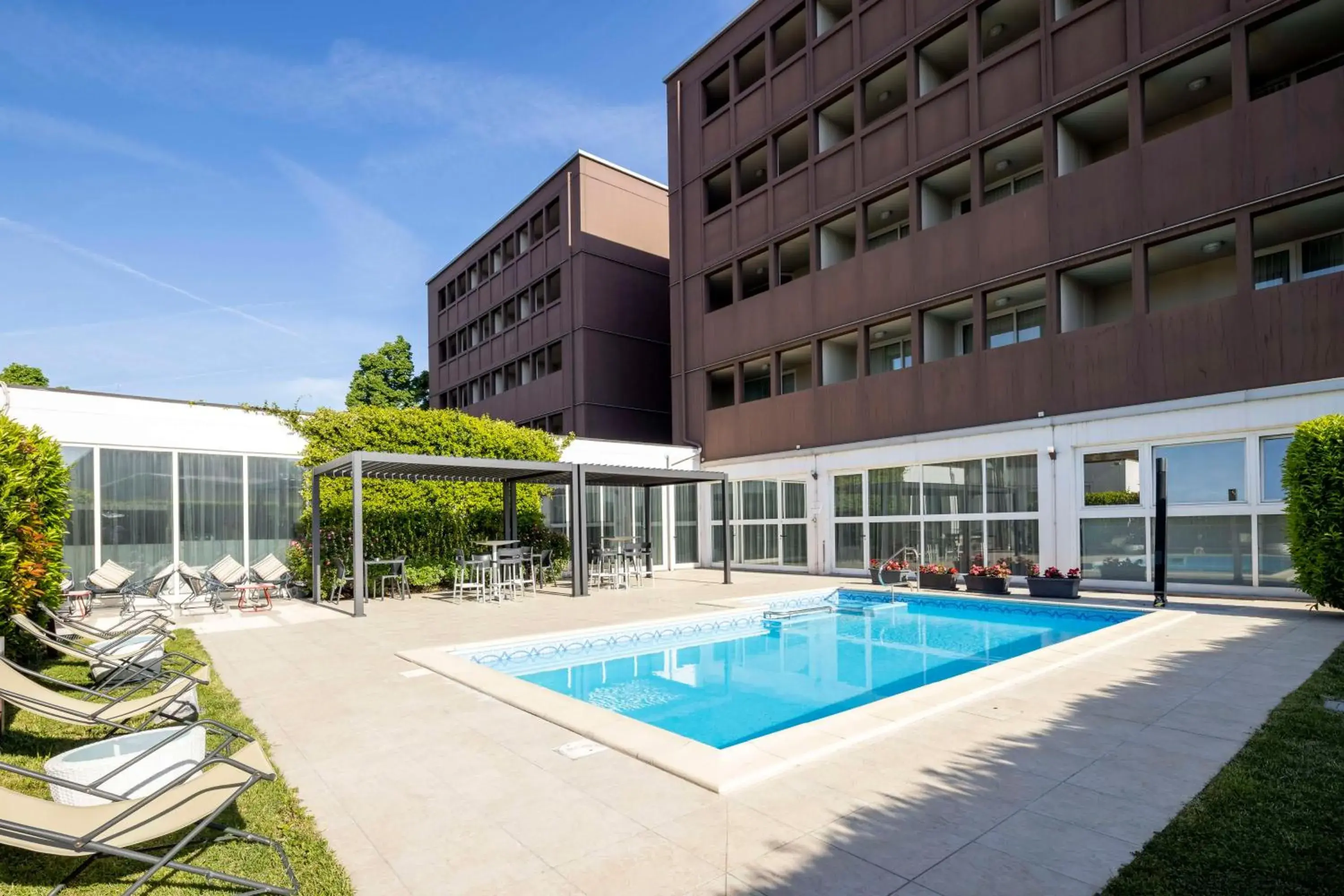 Pool view in Best Western Plus Hotel Farnese Pool view in Best Western Plus Hotel Farnese