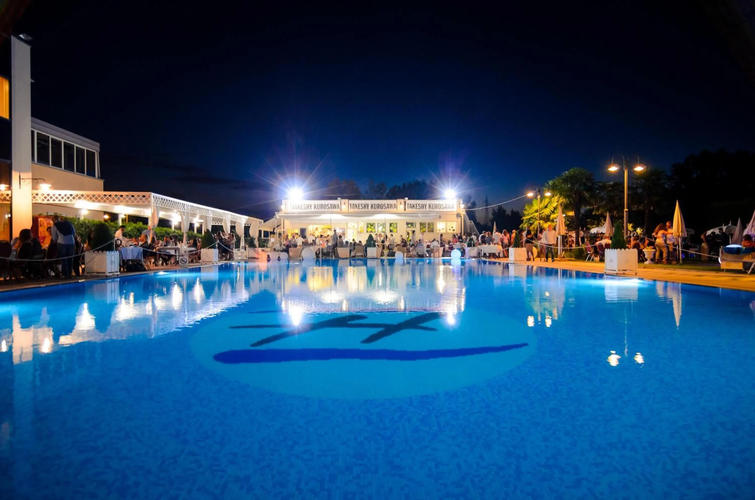 On site in Zanhotel Centergross