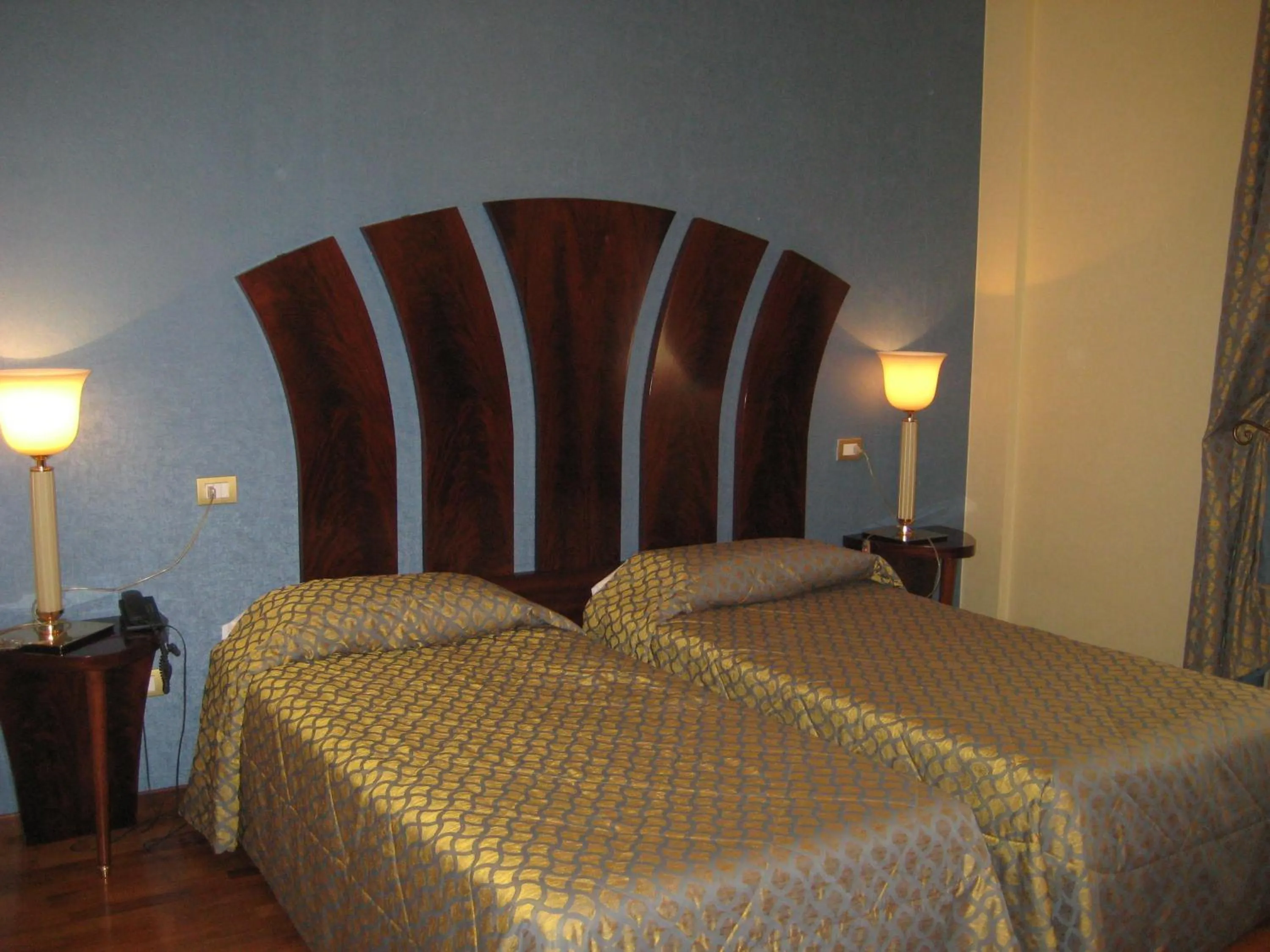 Bed in Zanhotel Centergross