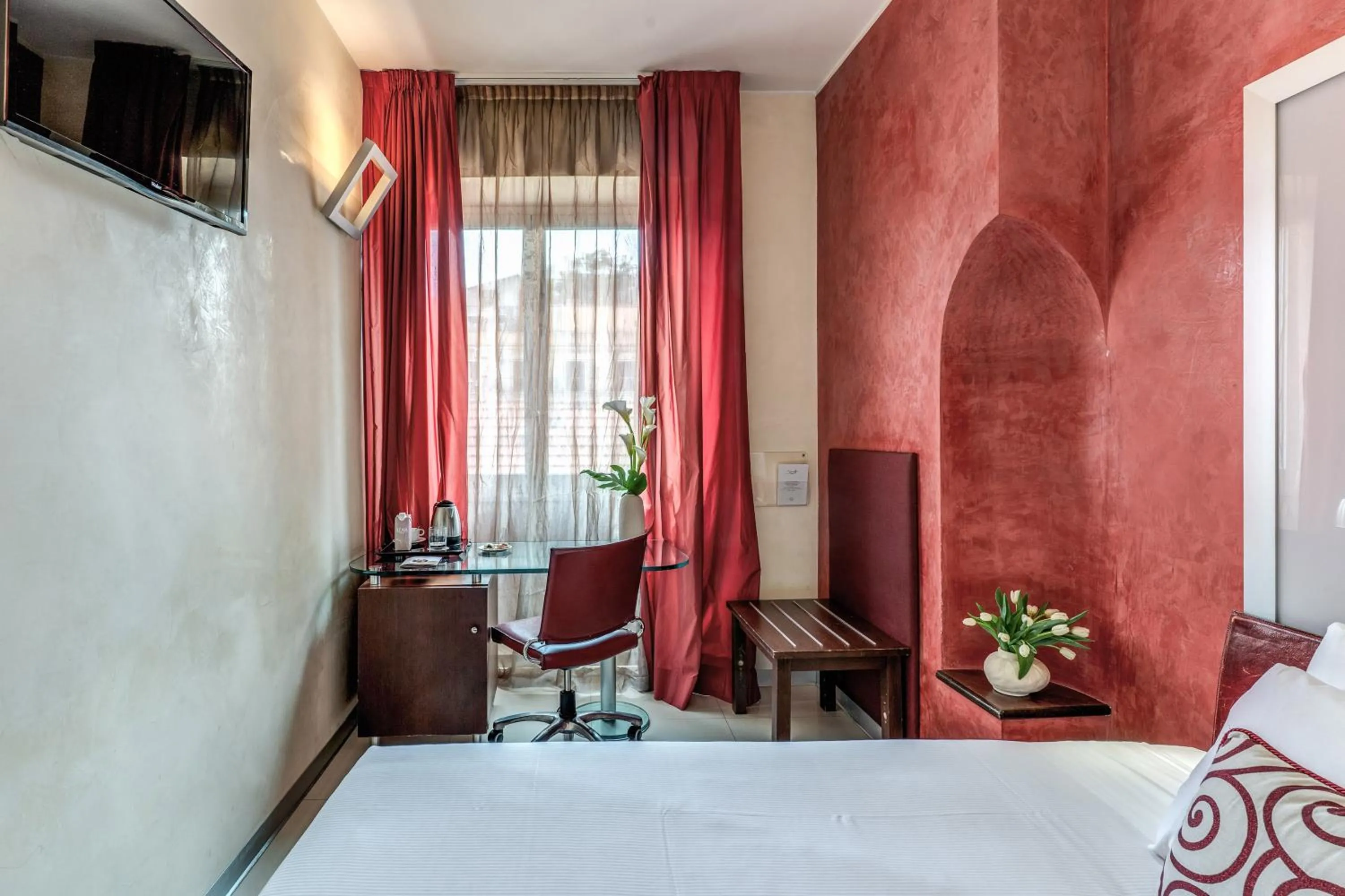 Bed in La Griffe Hotel Roma